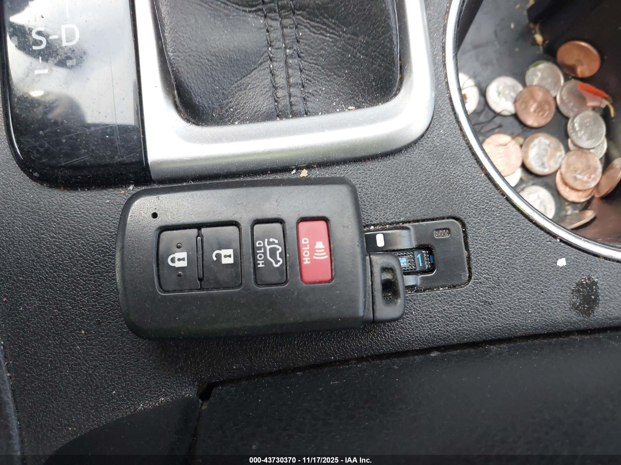 TOYOTA HIGHLANDER image 11