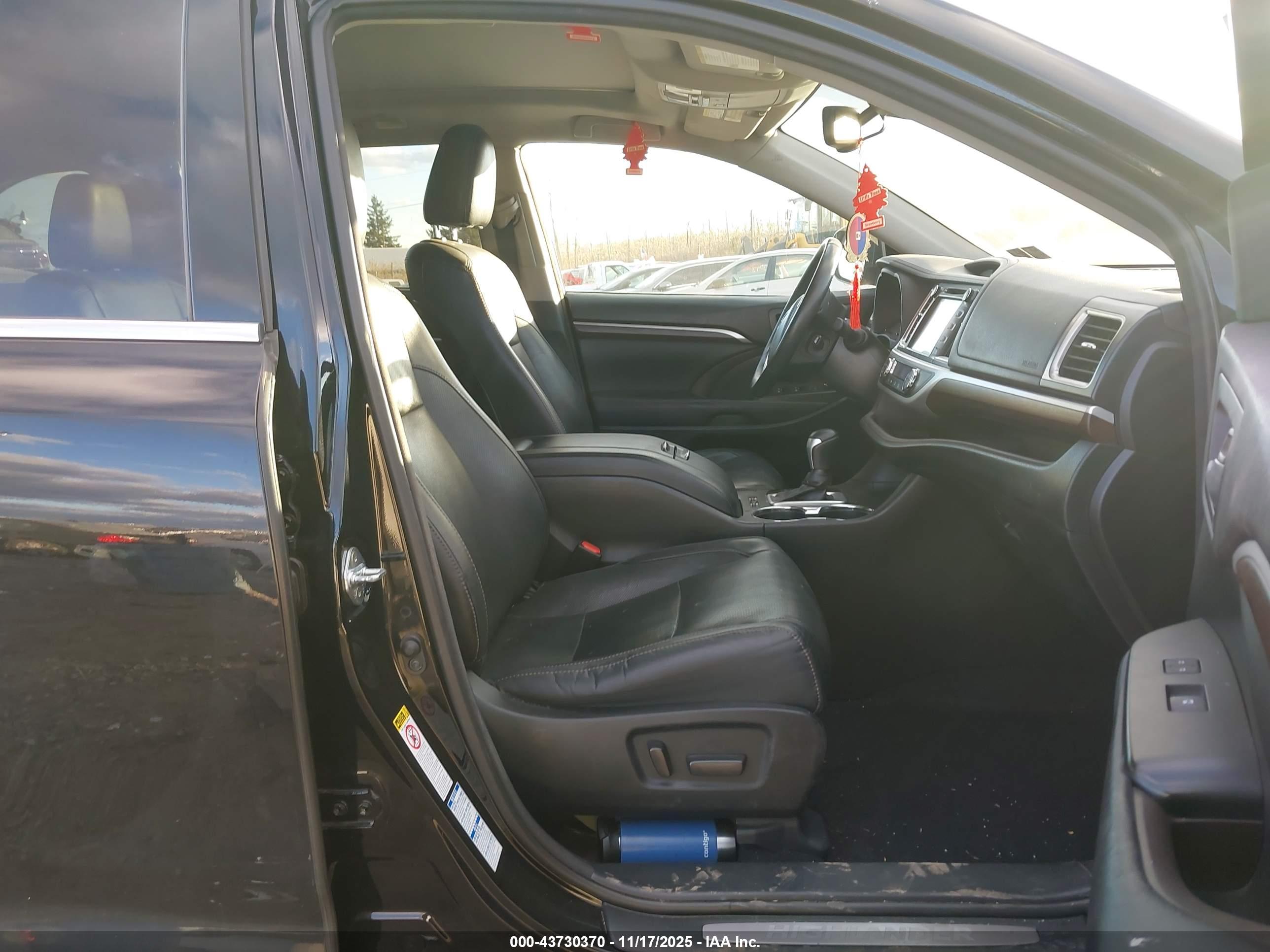 TOYOTA HIGHLANDER image 5