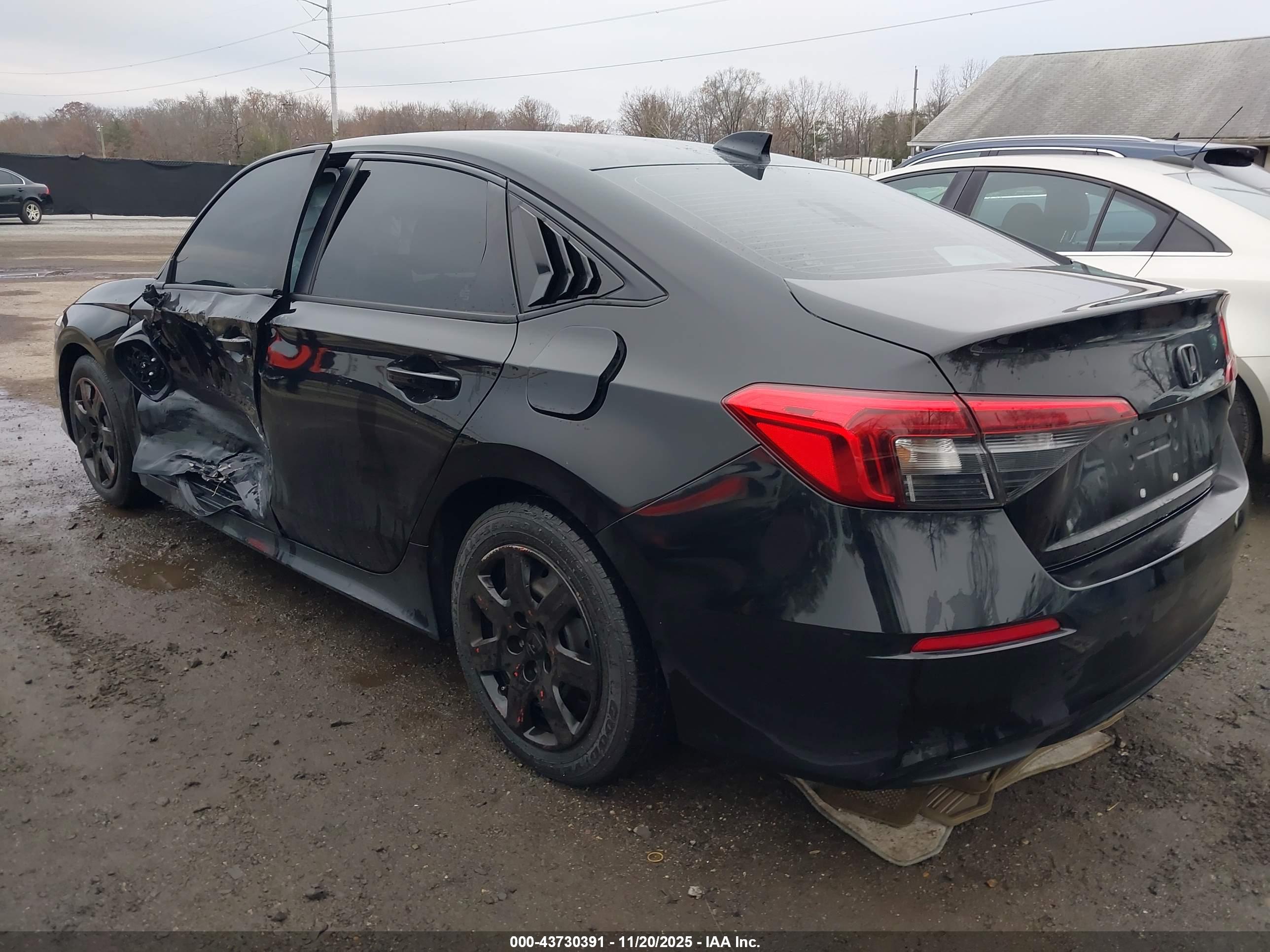 HONDA CIVIC image 3