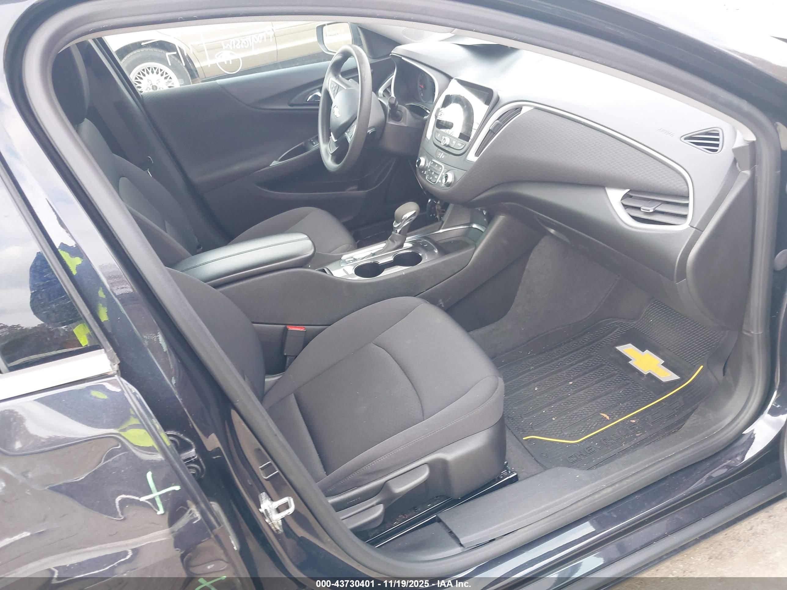 CHEVROLET MALIBU image 5
