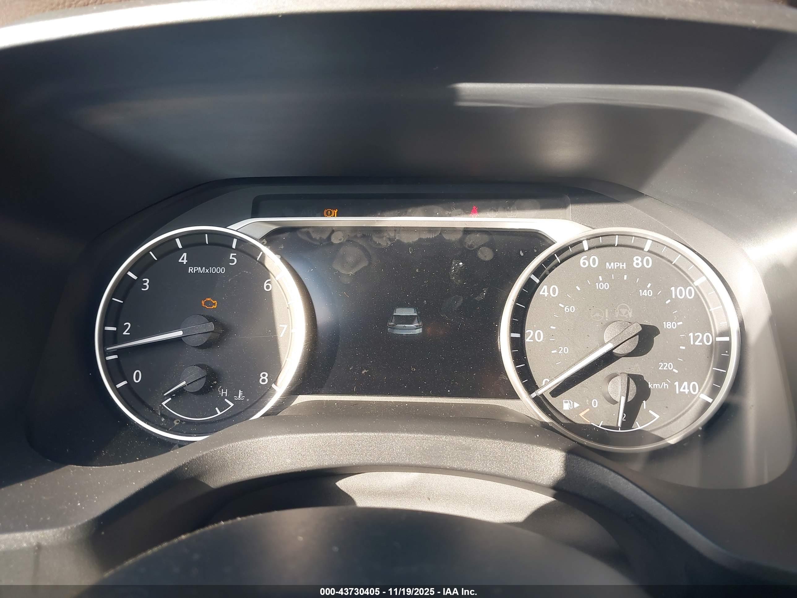 NISSAN ROGUE image 7