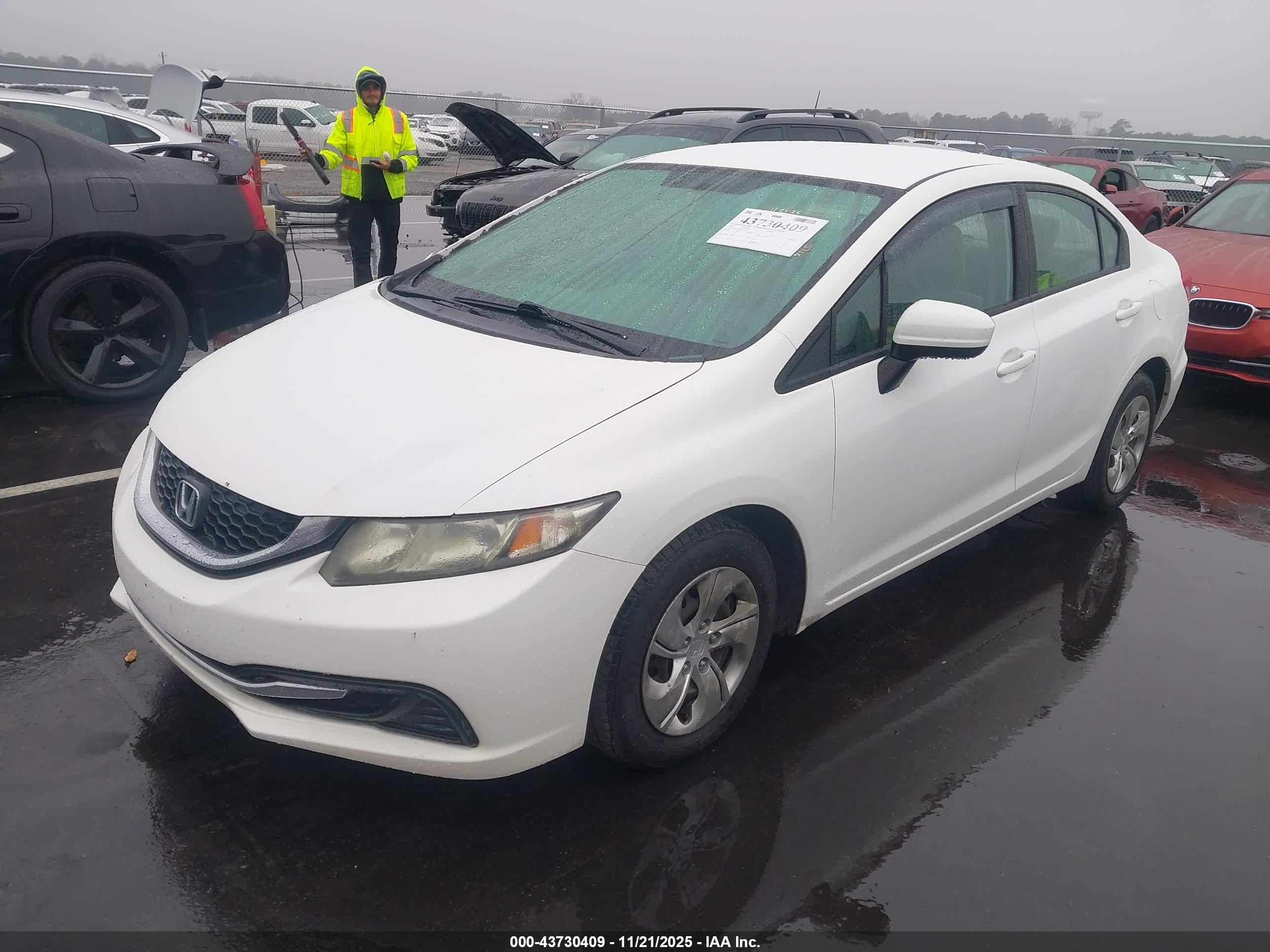 HONDA CIVIC image 2