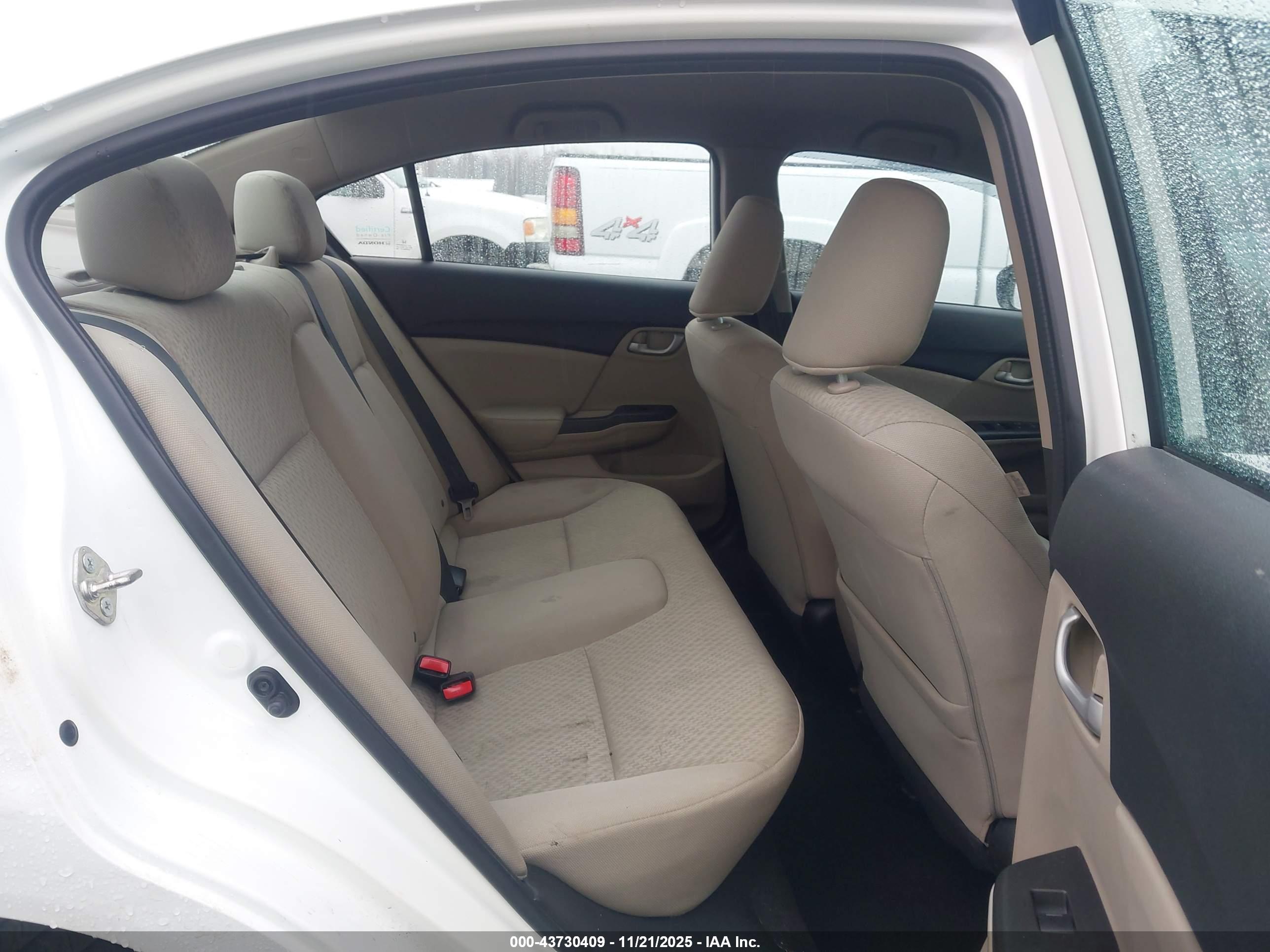 HONDA CIVIC image 8