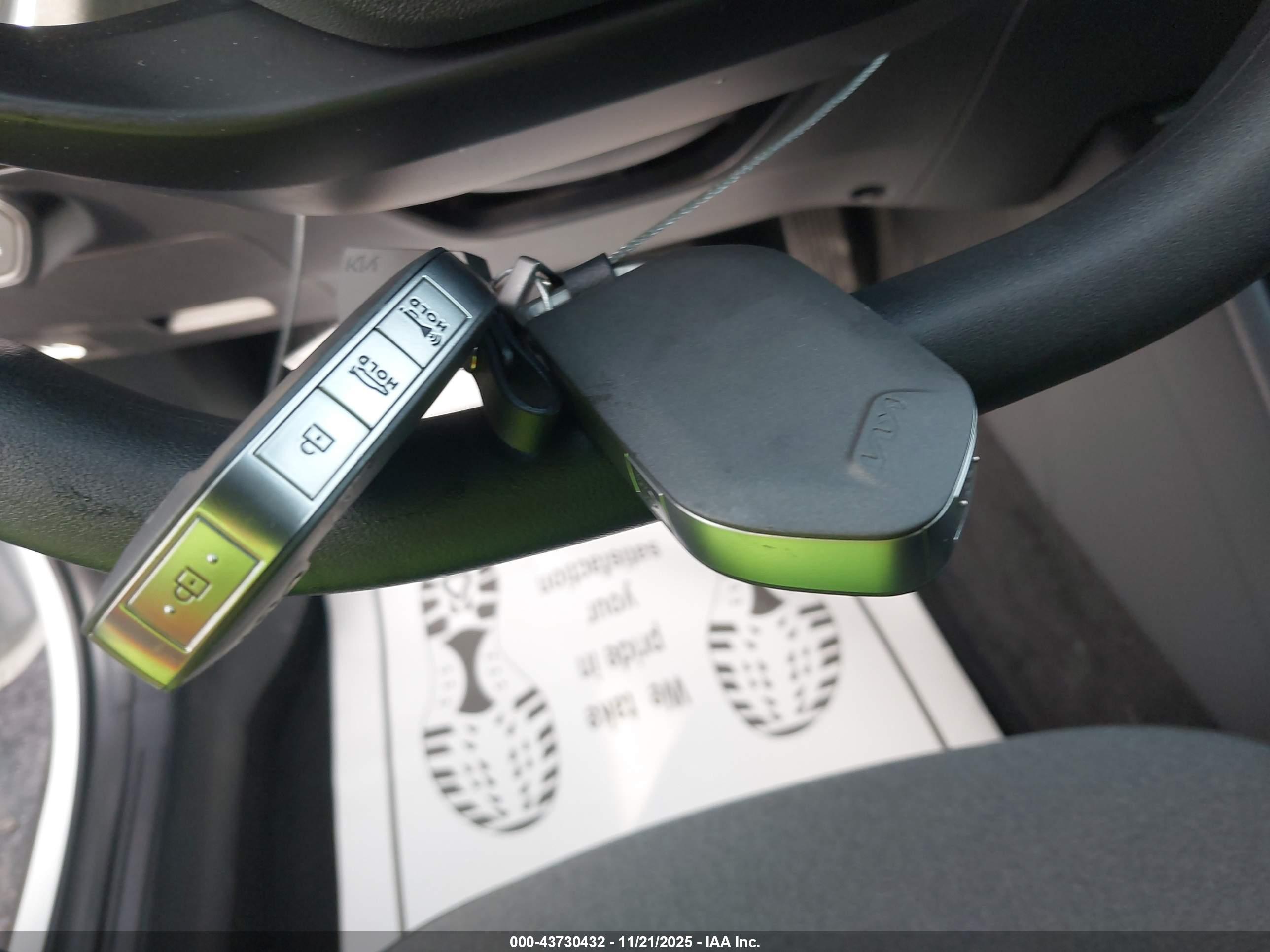 KIA K4 image 11