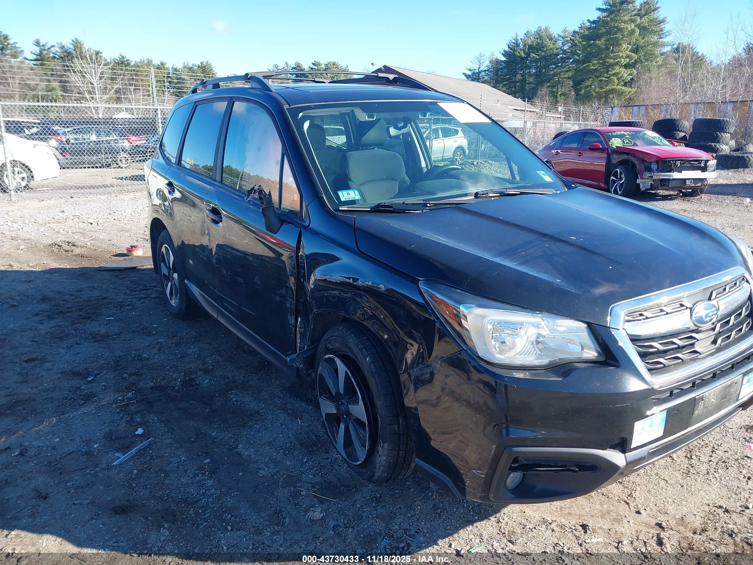 SUBARU FORESTER image 6