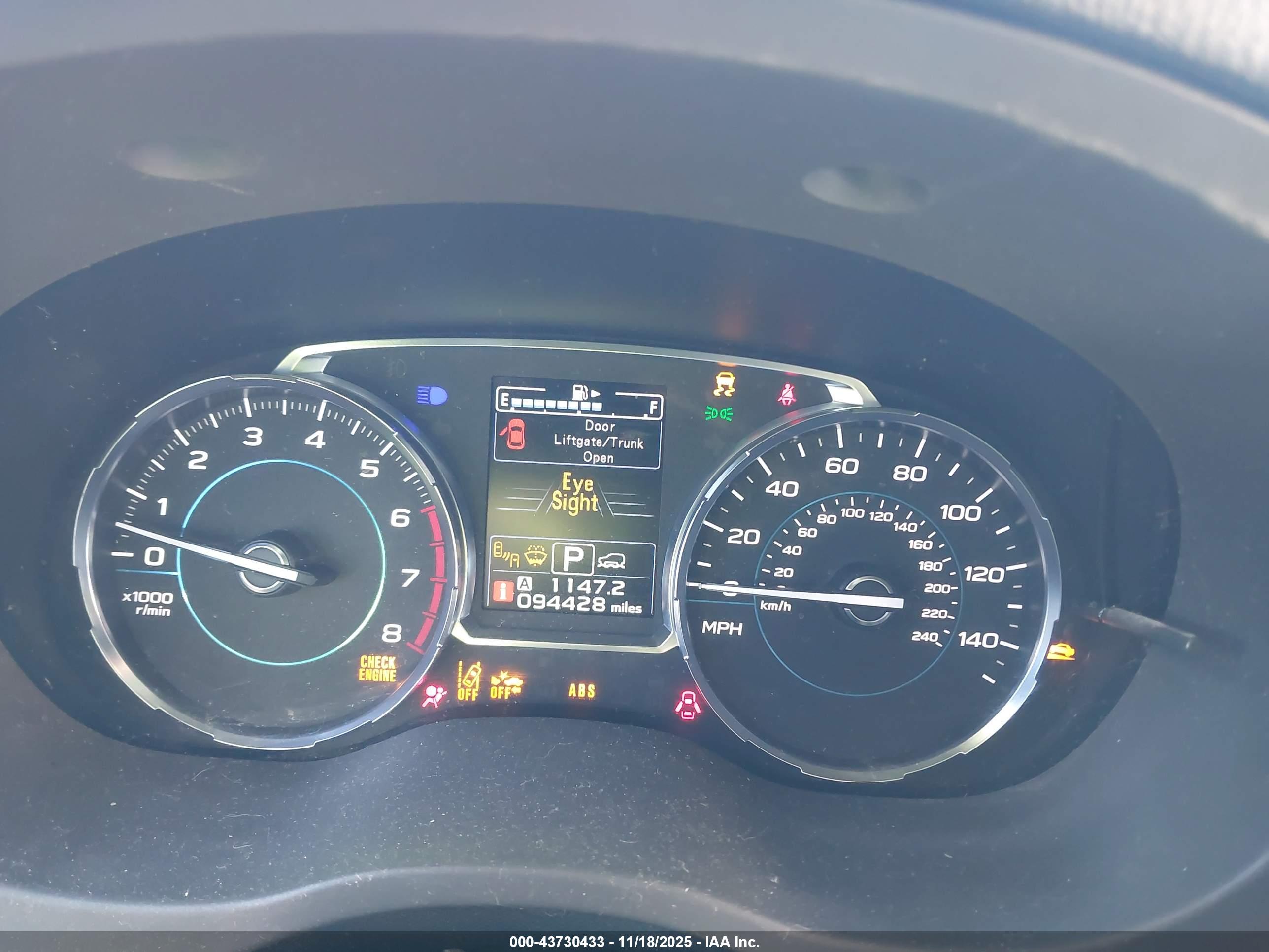 SUBARU FORESTER image 7