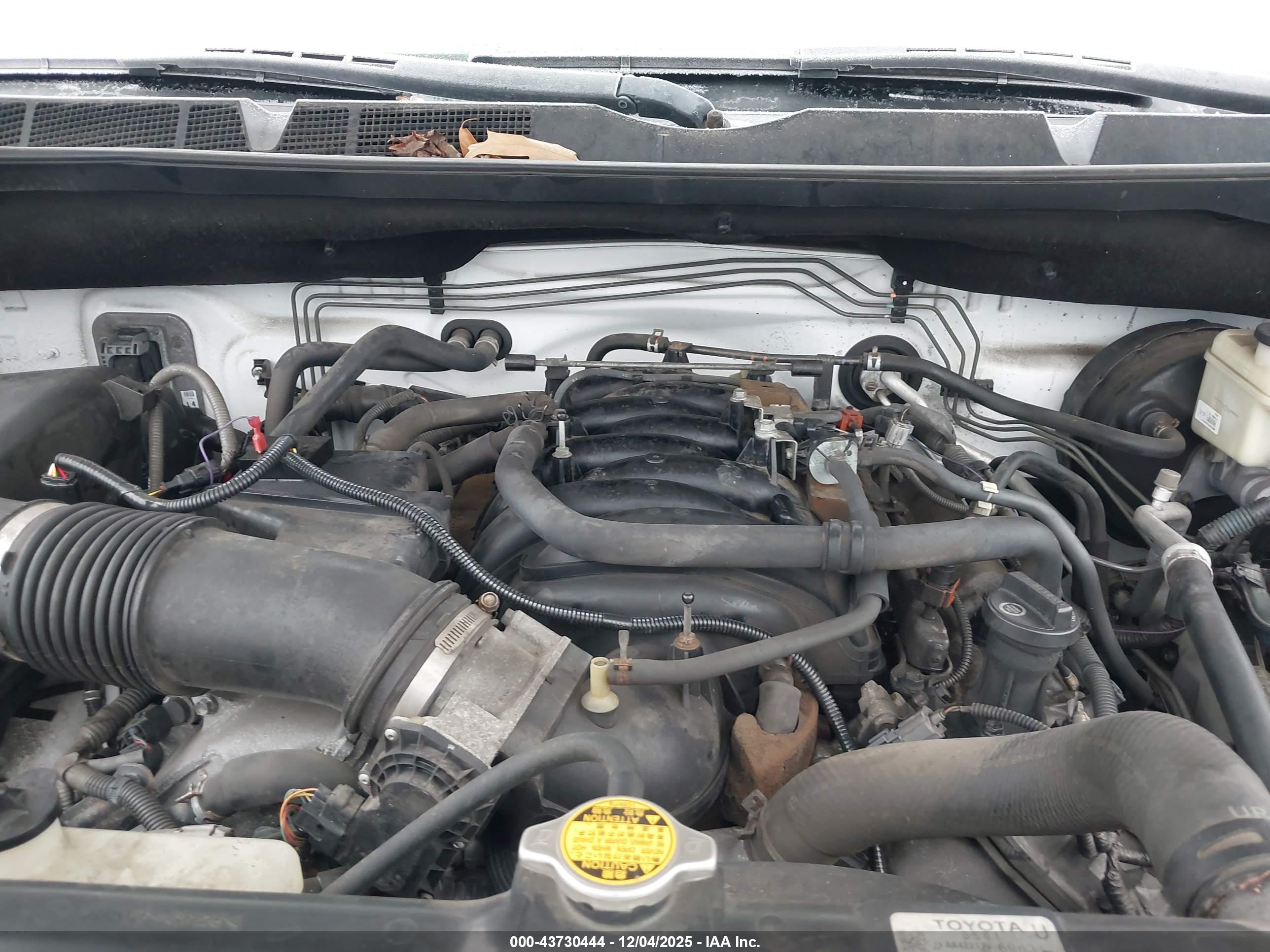 TOYOTA TUNDRA image 10