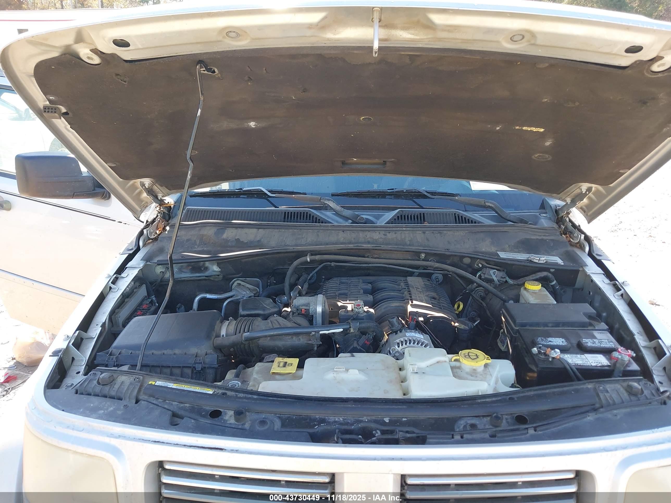 DODGE NITRO image 10