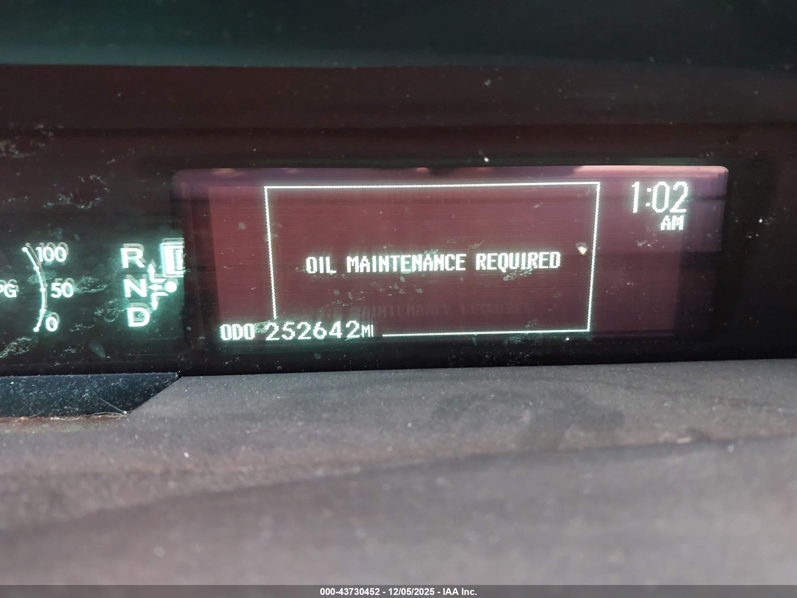 TOYOTA PRIUS image 7