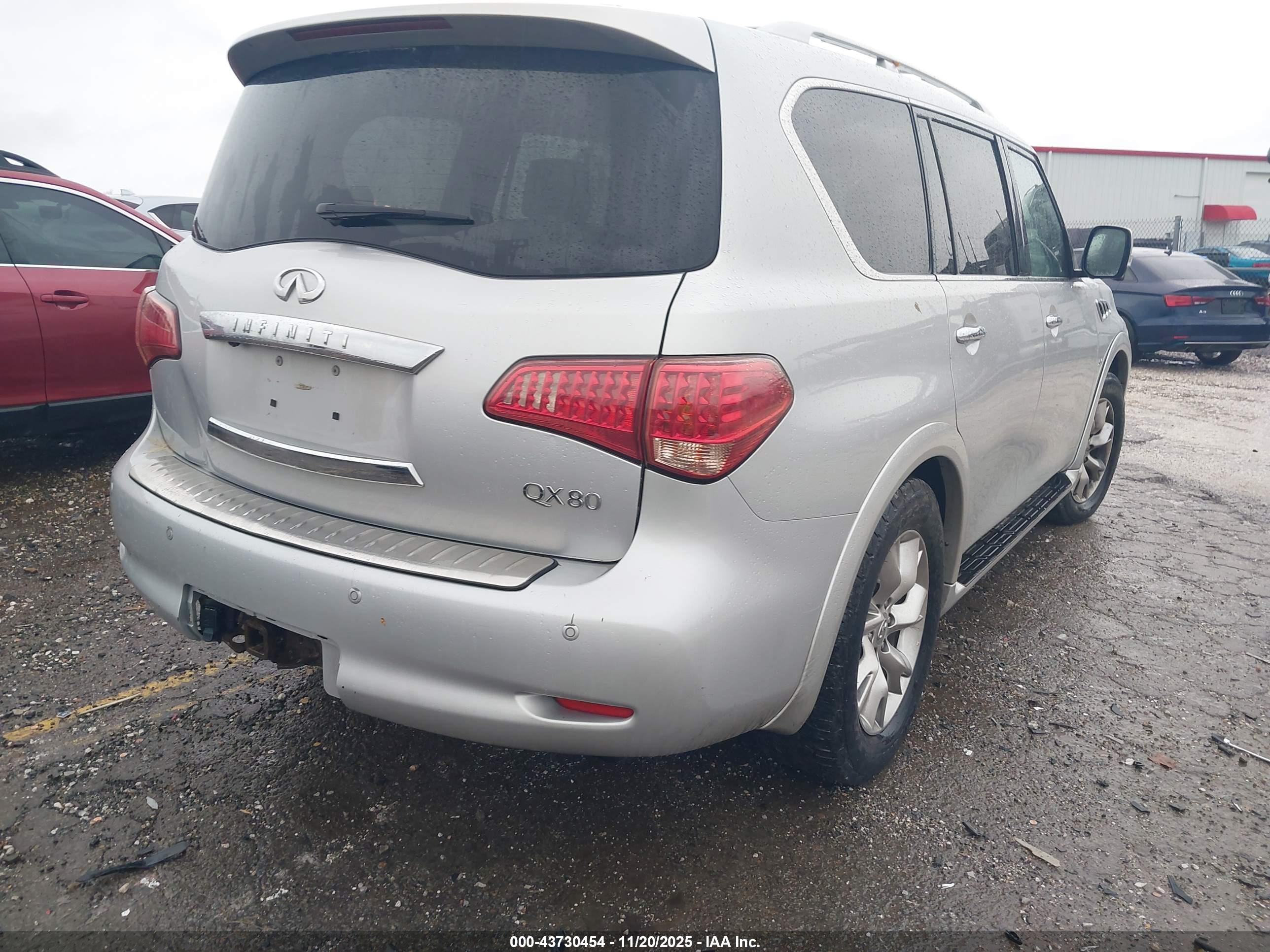 INFINITI QX80 image 4