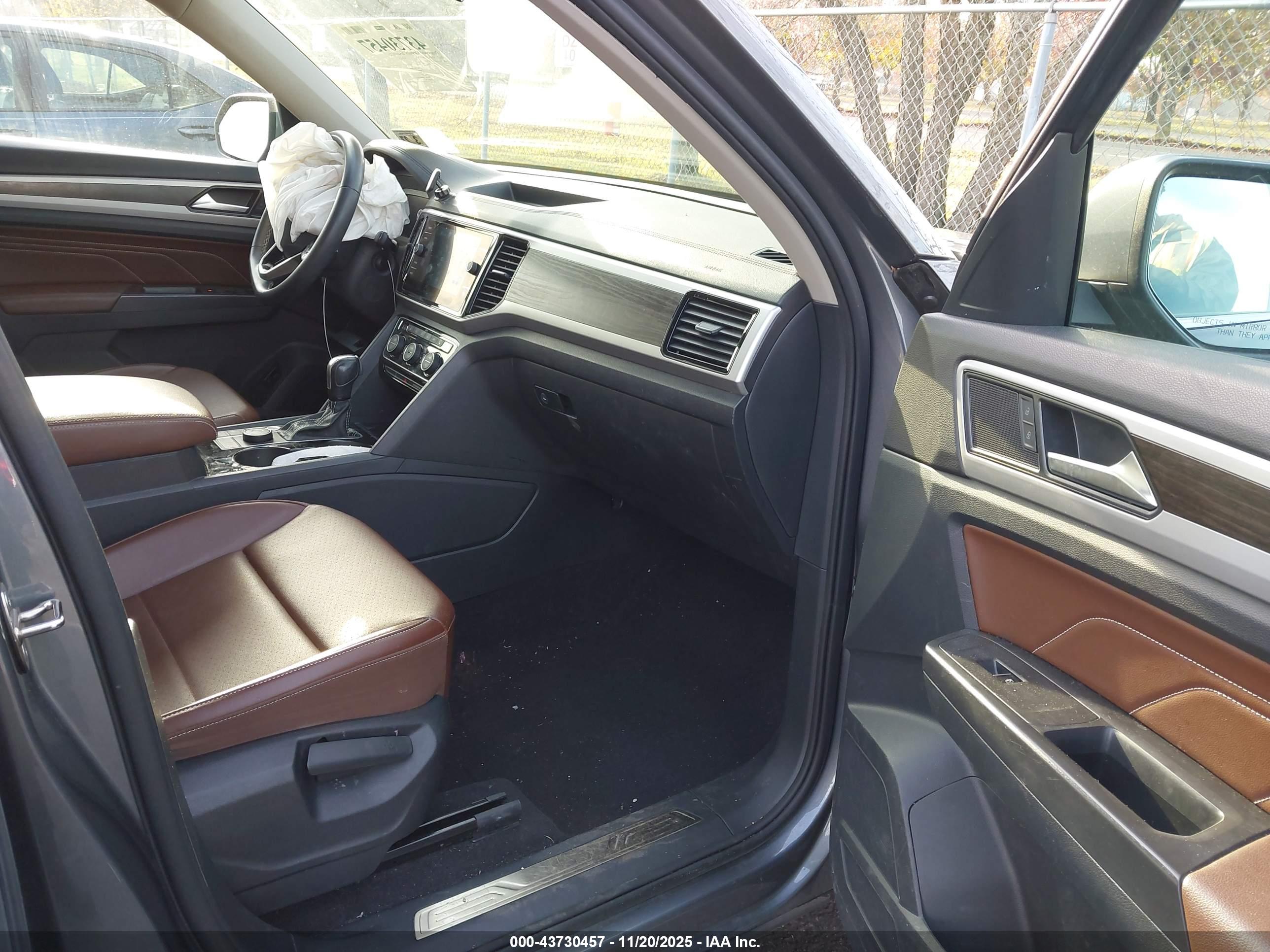 VOLKSWAGEN ATLAS image 5