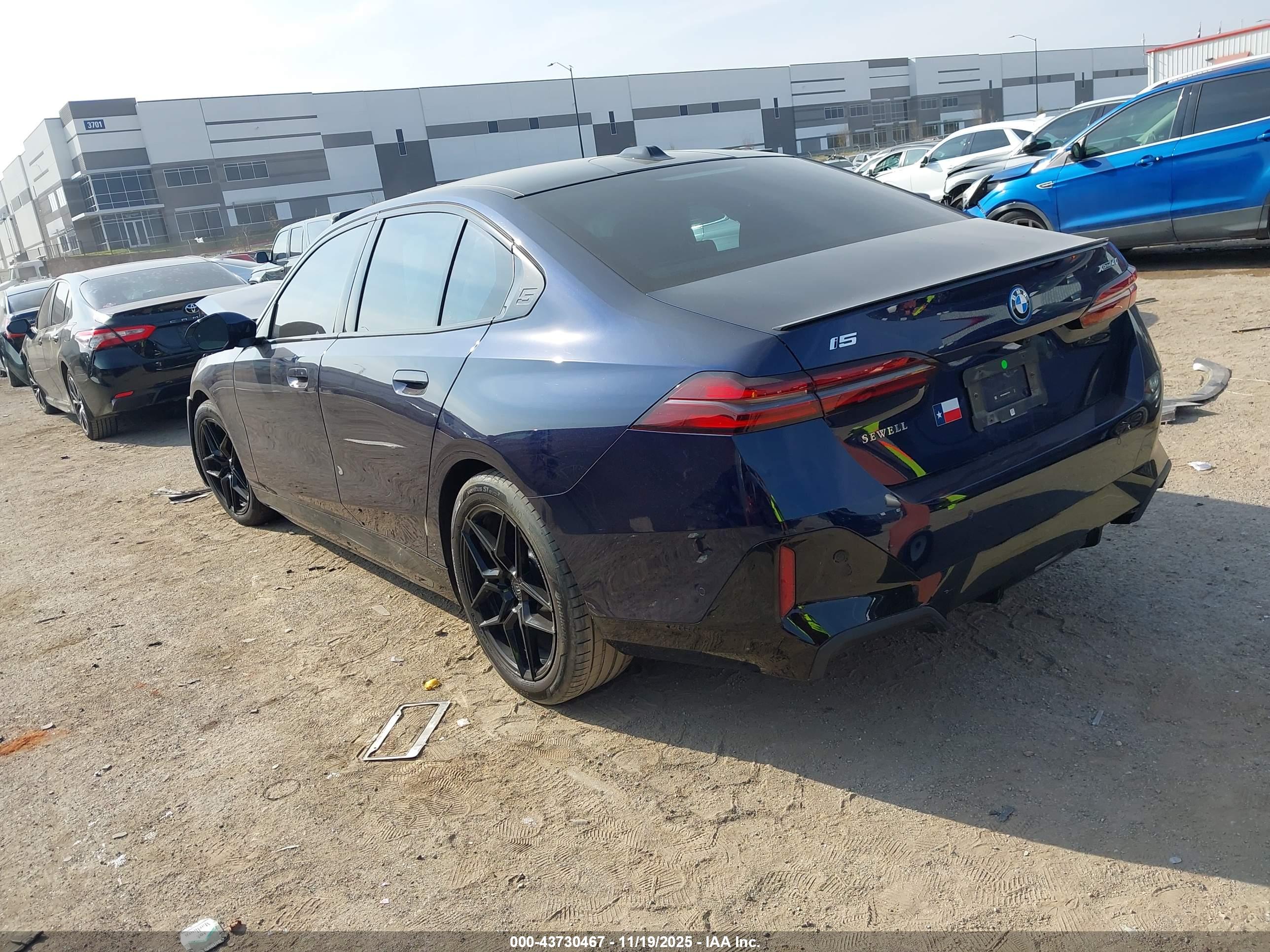 BMW I5 image 3
