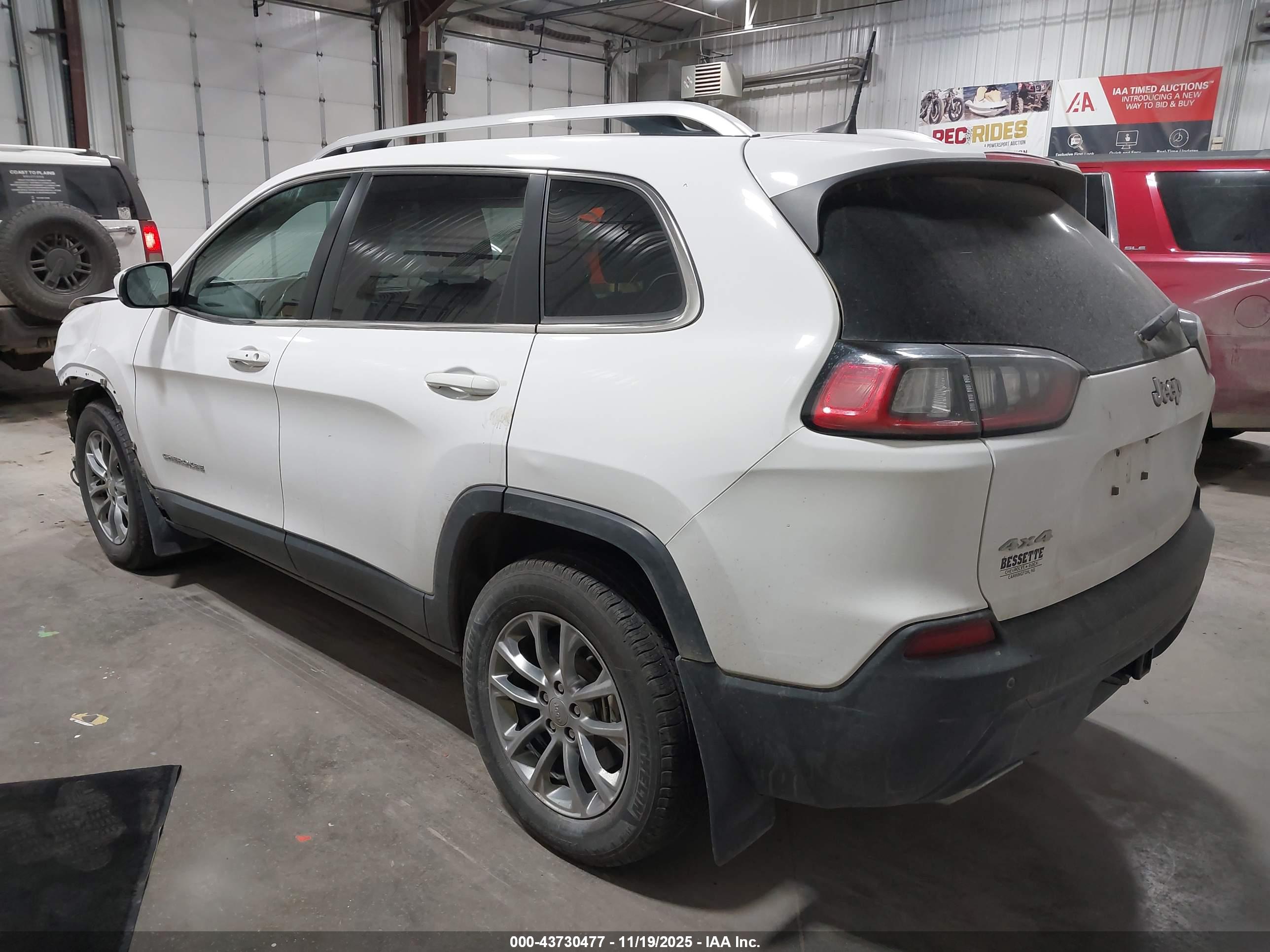JEEP CHEROKEE image 3