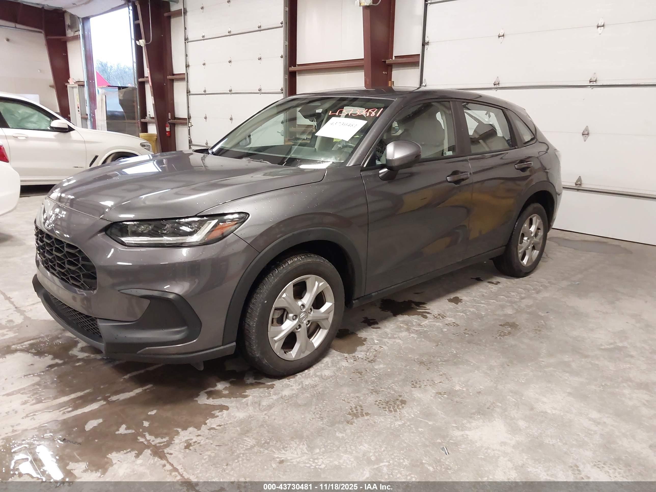 HONDA HR-V image 2
