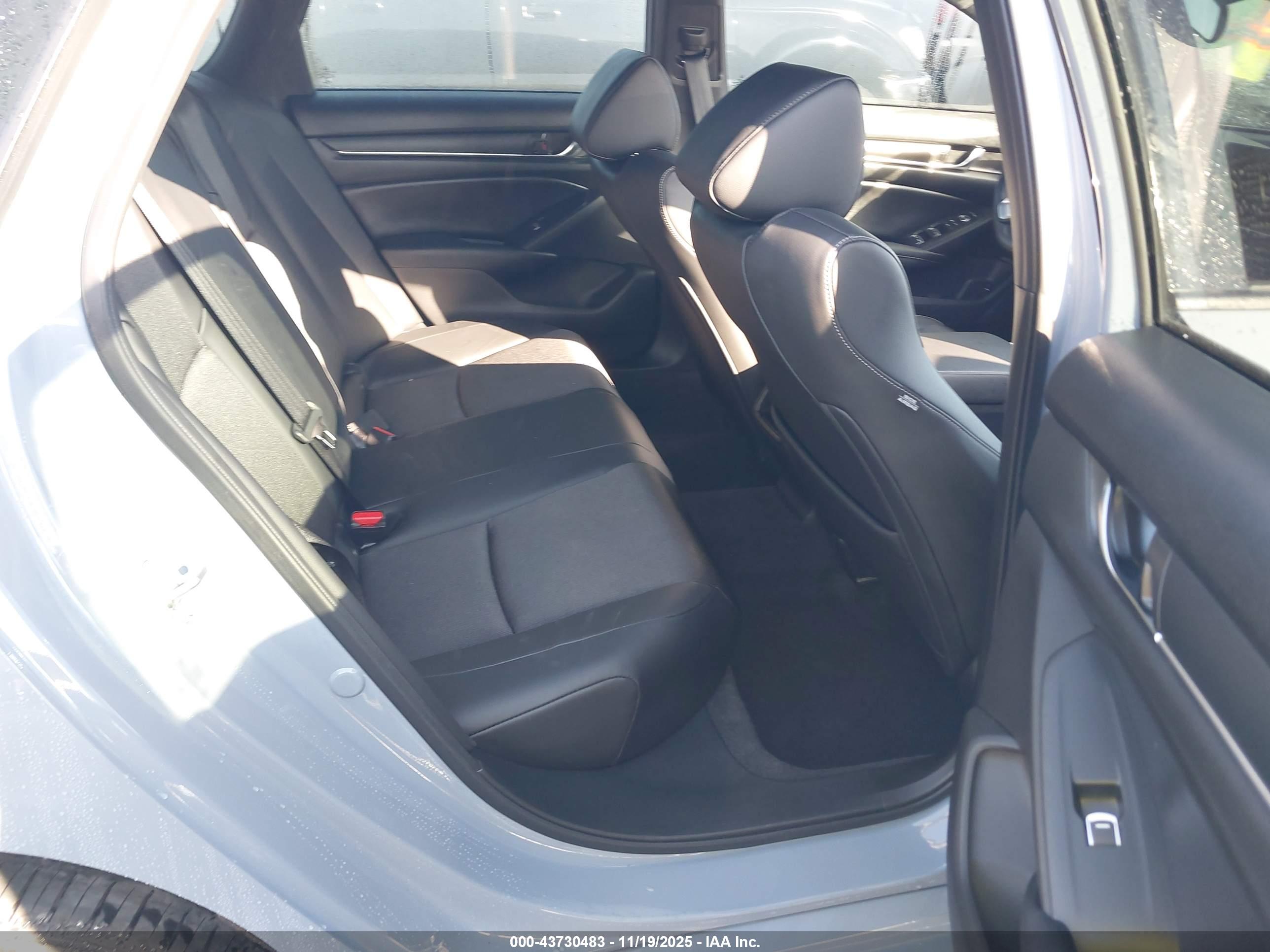 HONDA ACCORD image 8