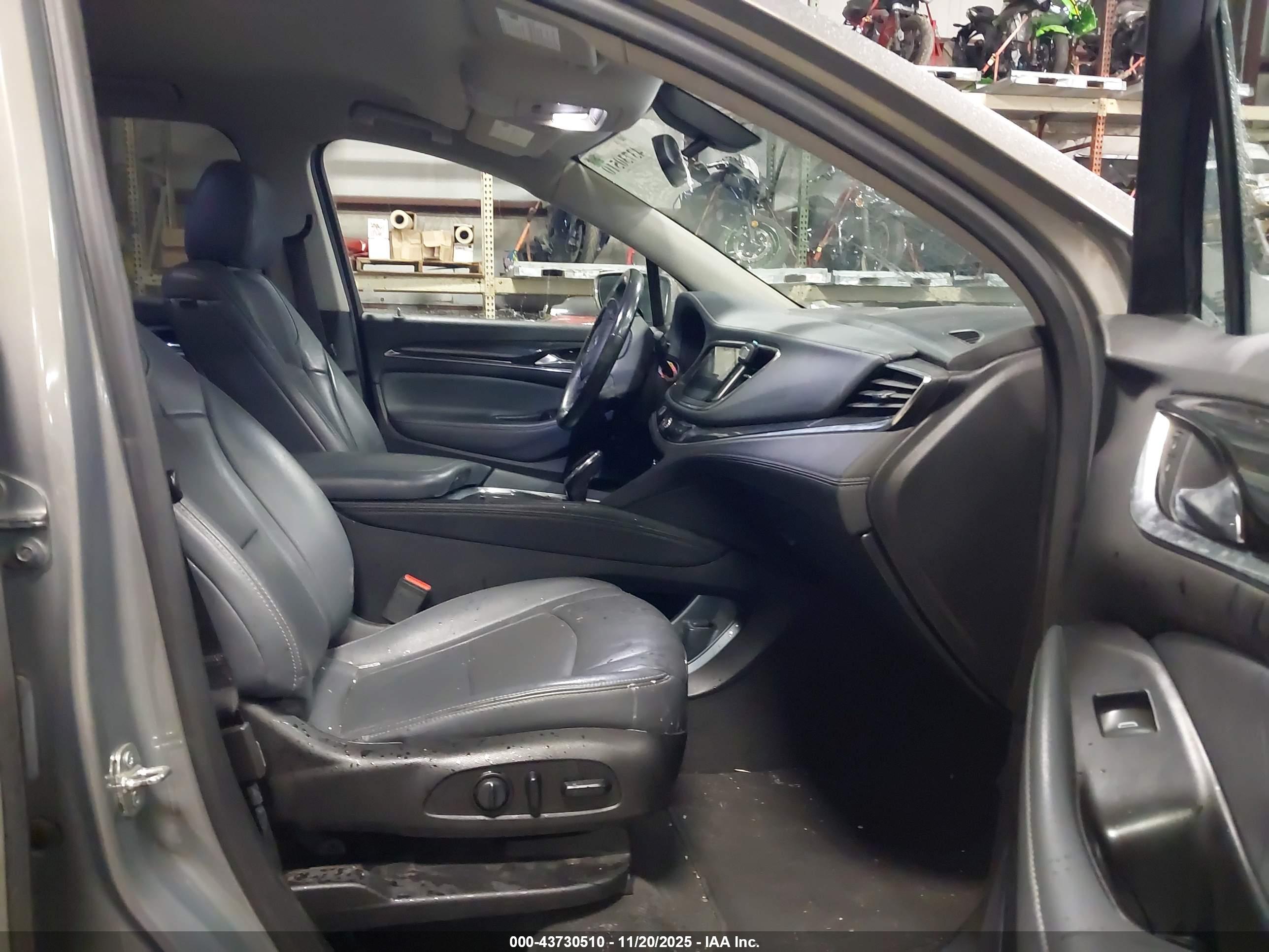 BUICK ENCLAVE image 5