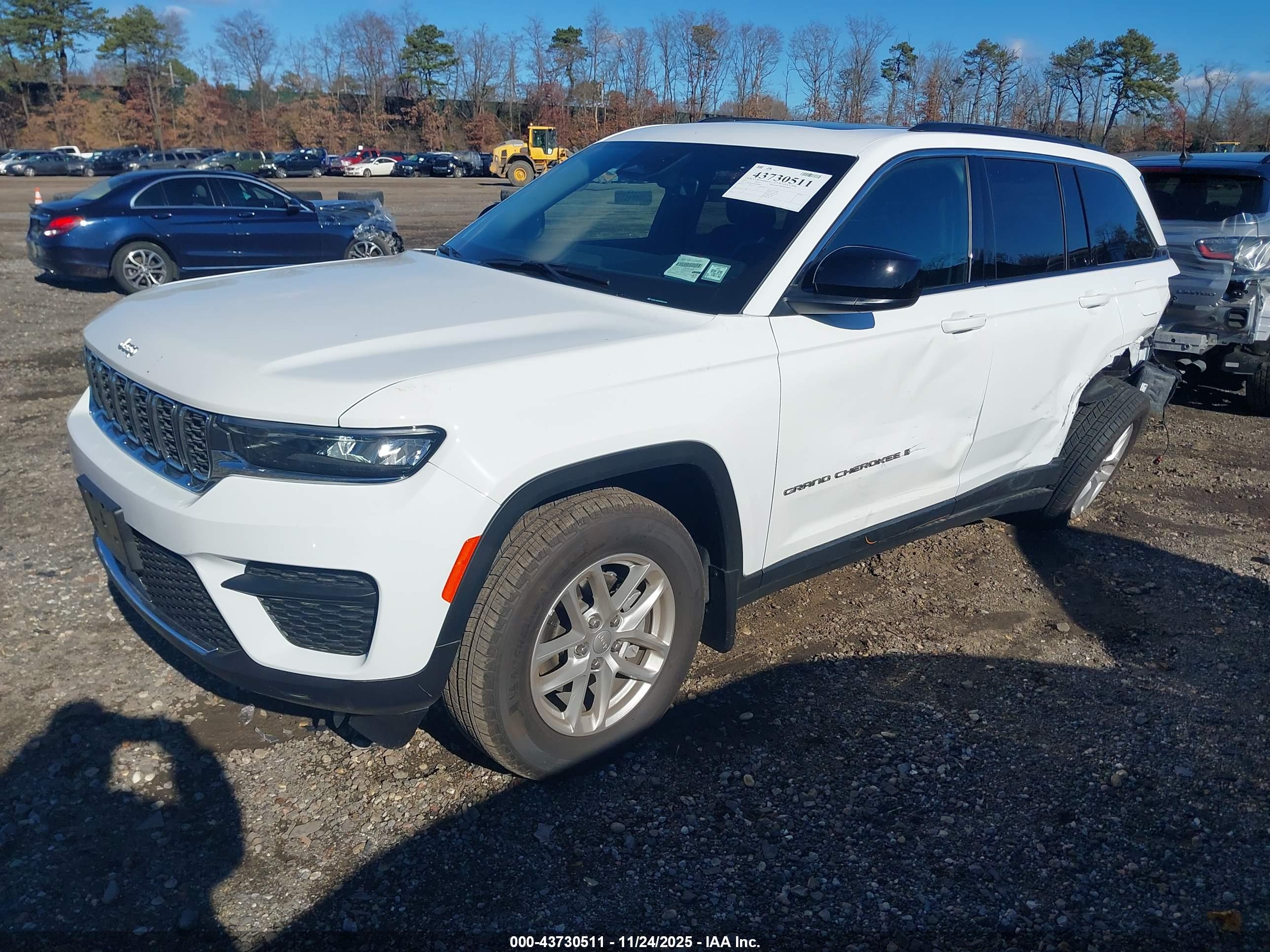 JEEP GRAND image 2