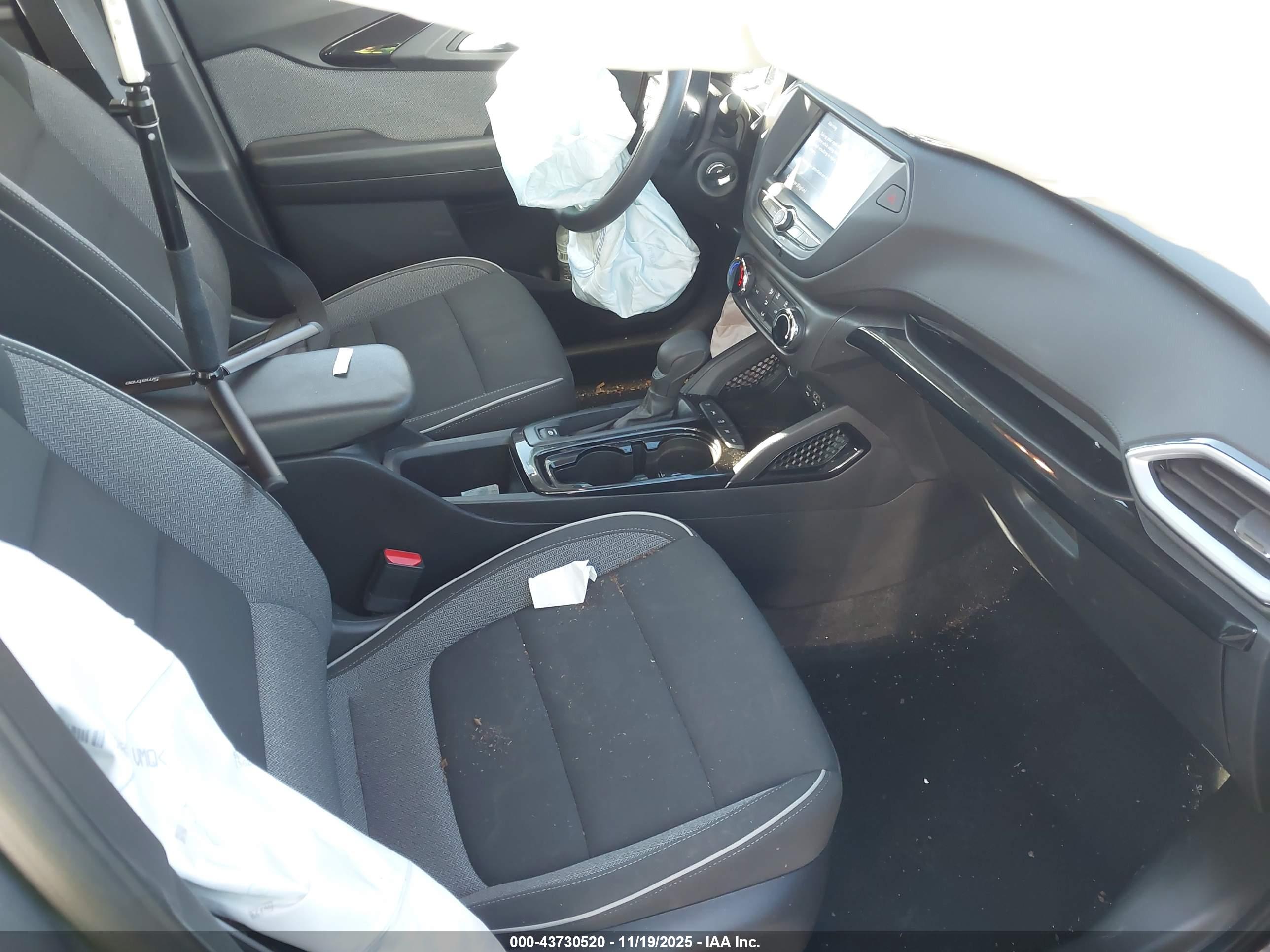 CHEVROLET TRAILBLAZER image 5