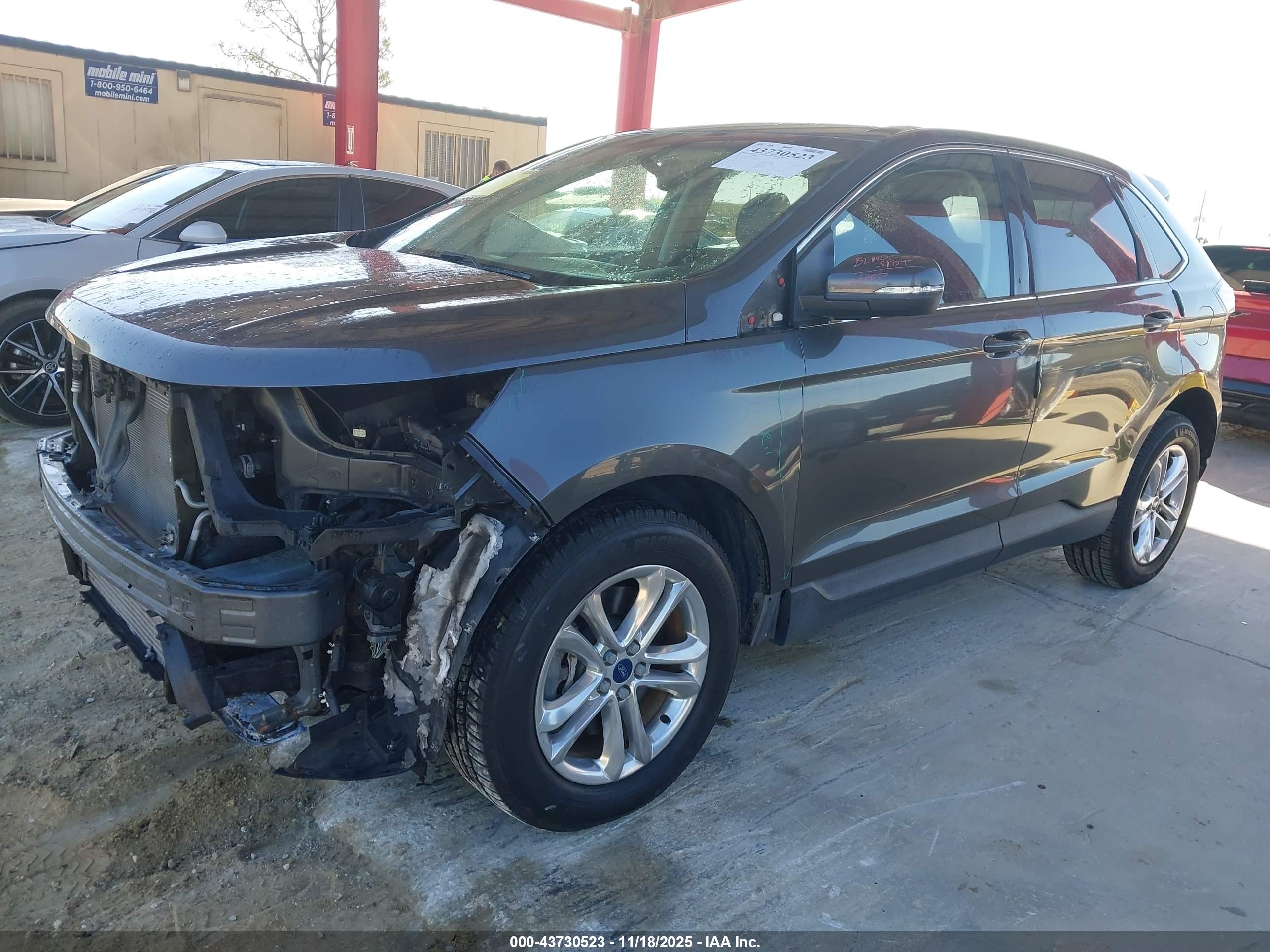 FORD EDGE image 2