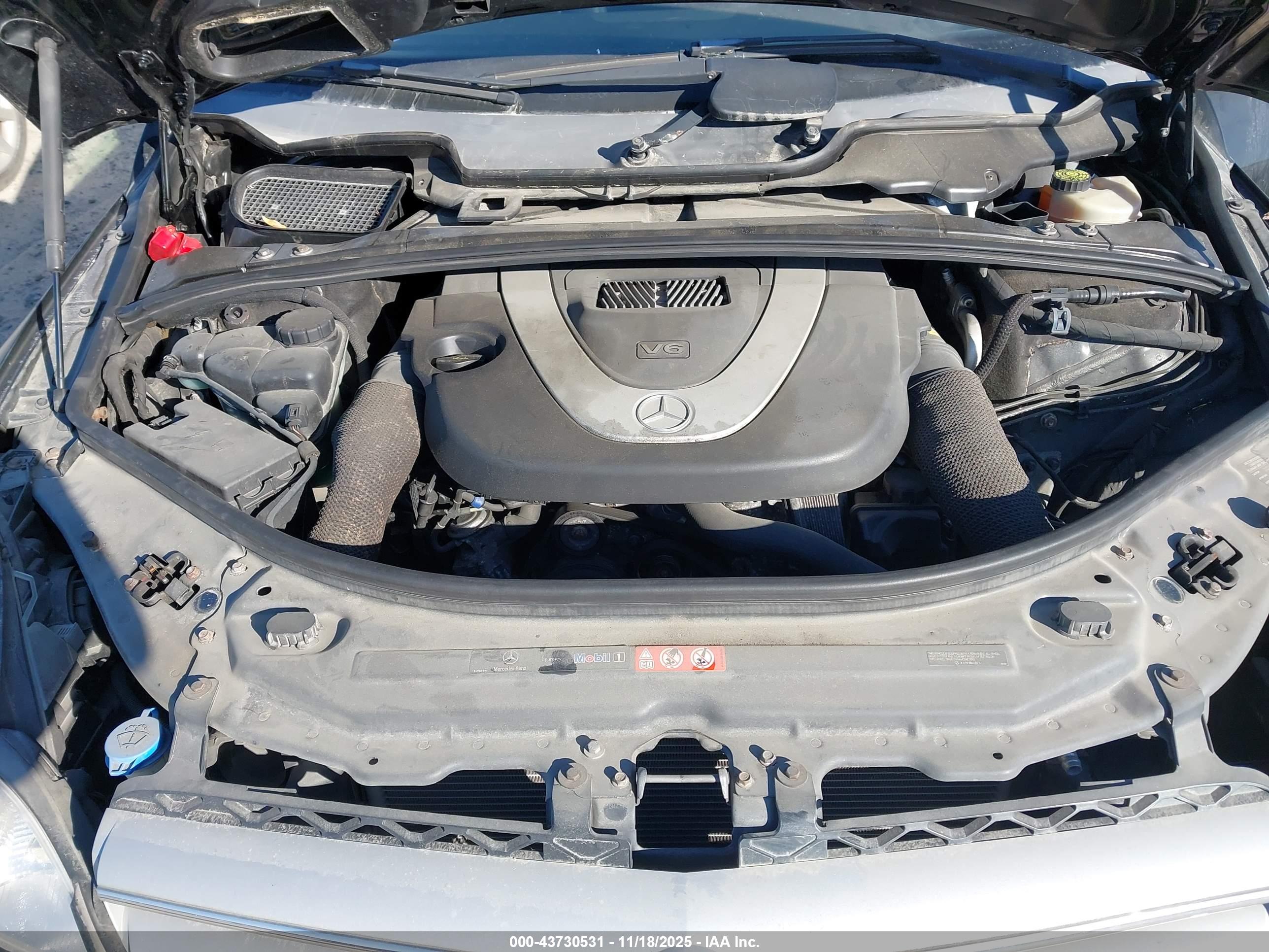 MERCEDES-BENZ R image 10
