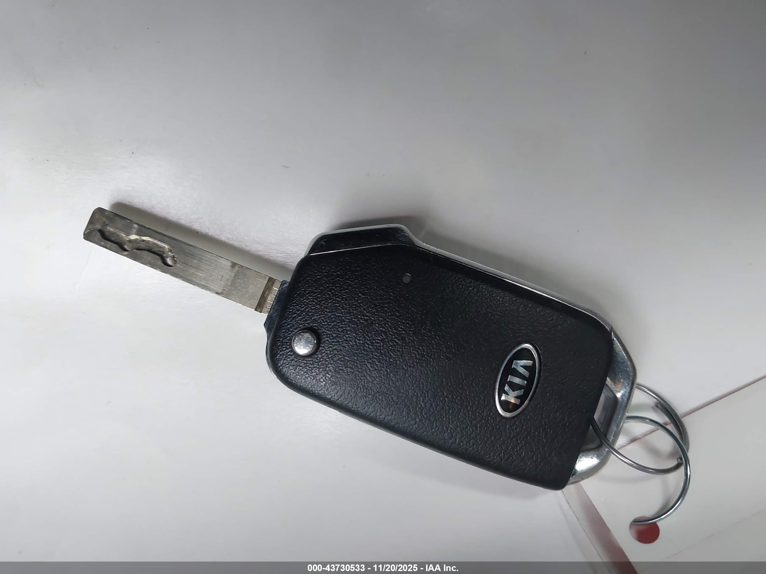 KIA SOUL image 11