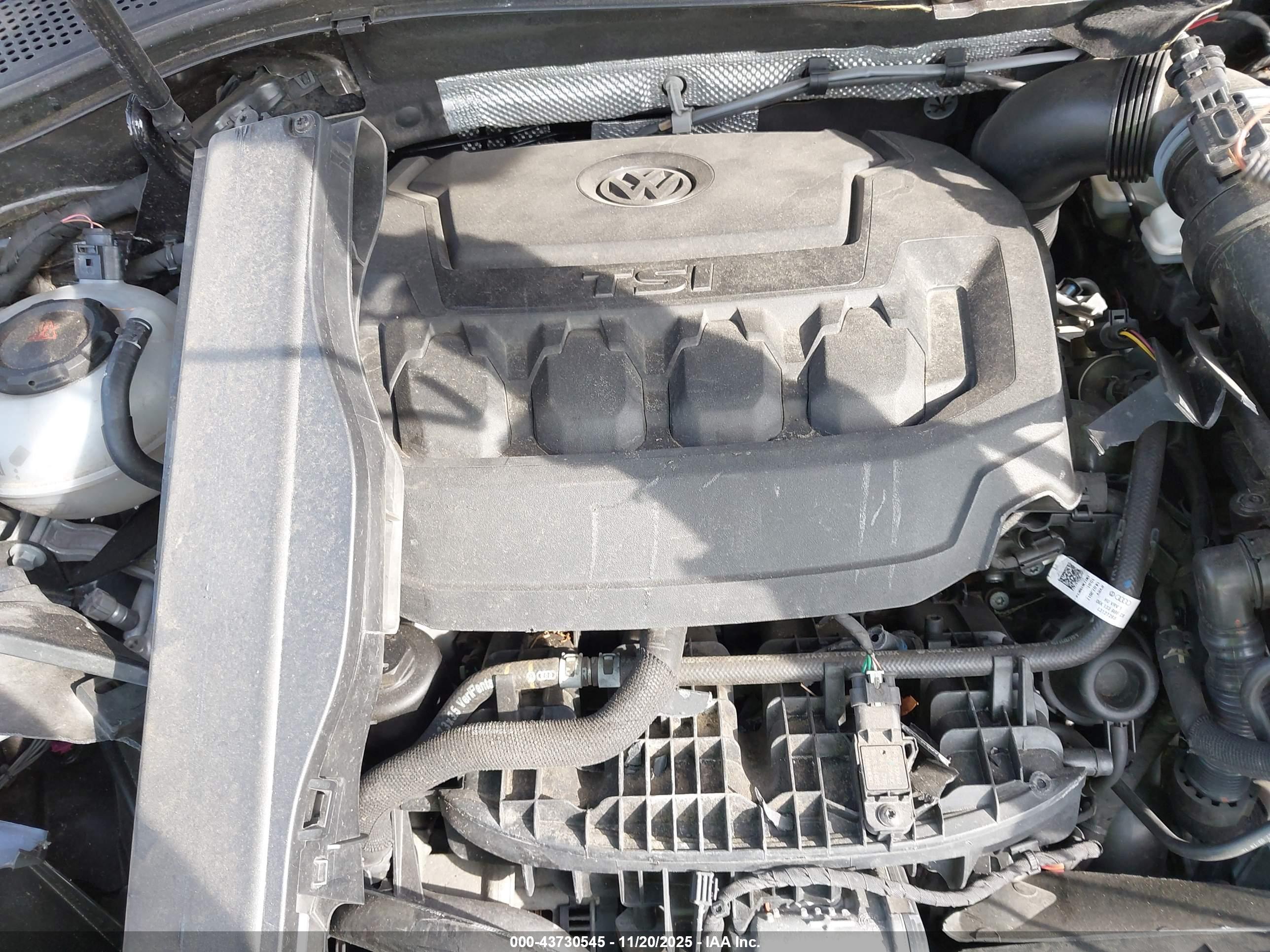 VOLKSWAGEN TIGUAN image 10