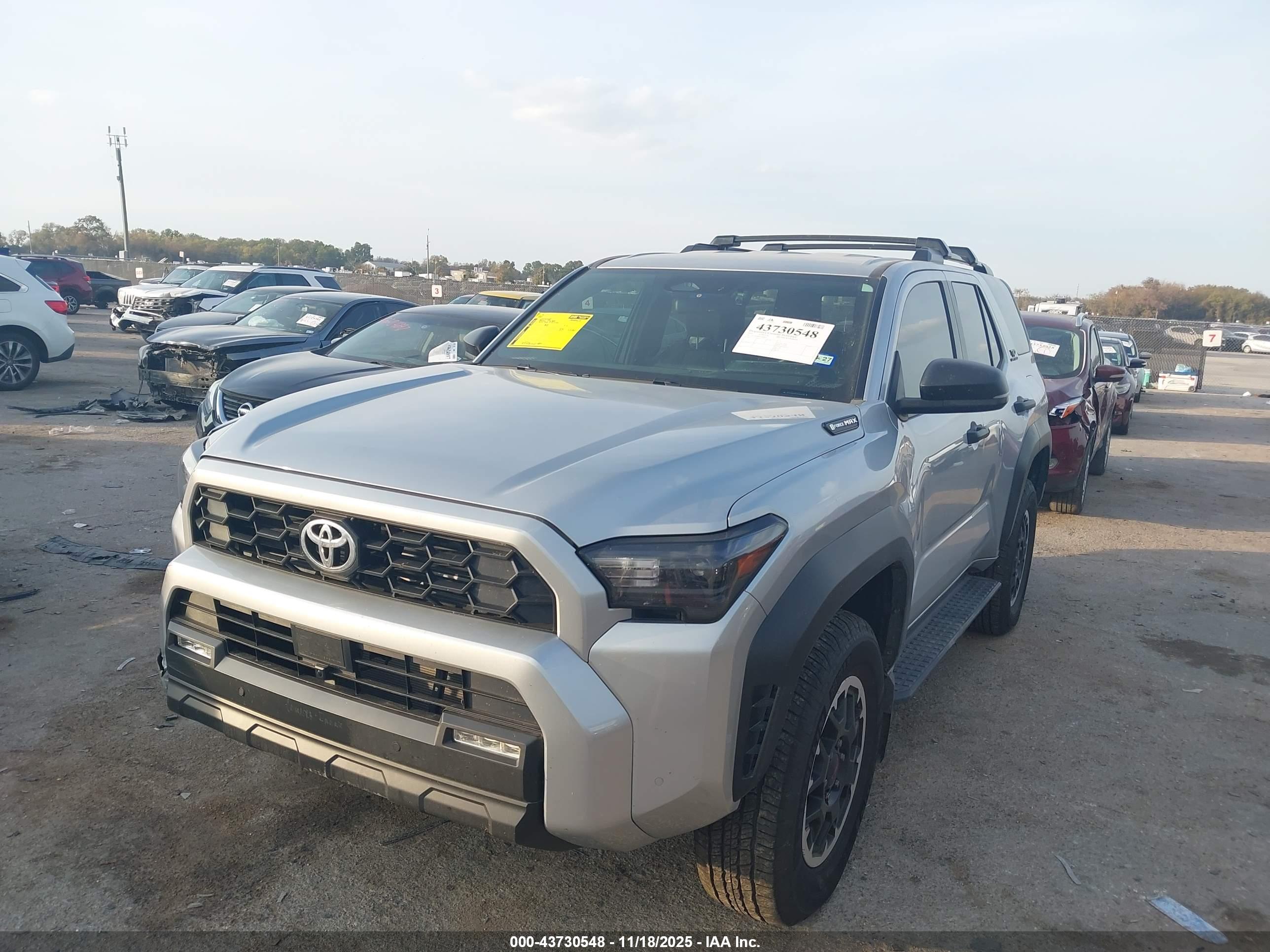 TOYOTA 4RUNNER image 2