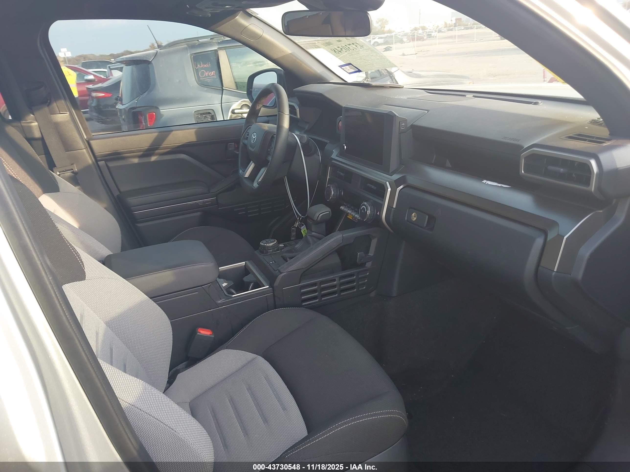 TOYOTA 4RUNNER image 5