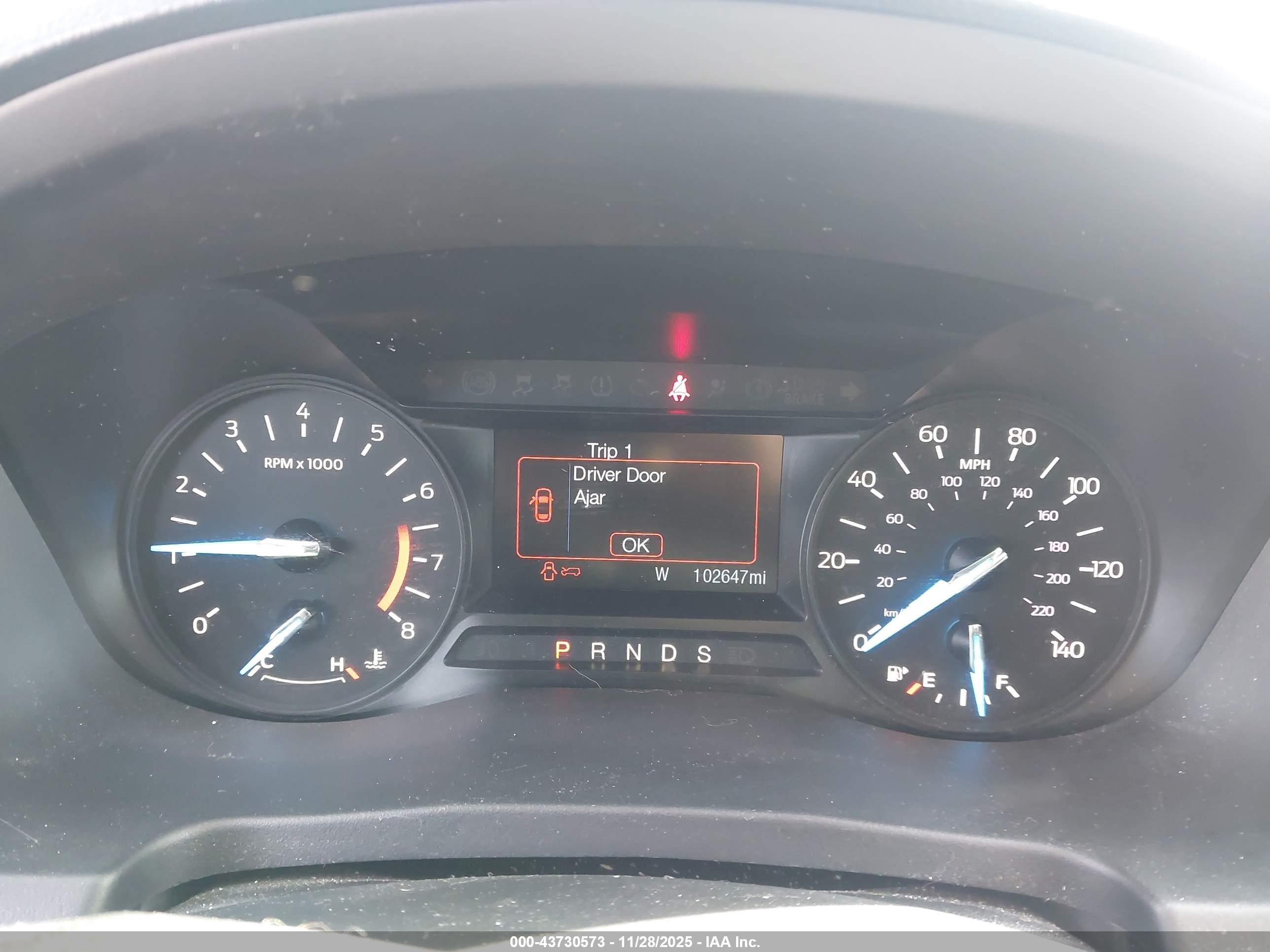 FORD EXPLORER image 7