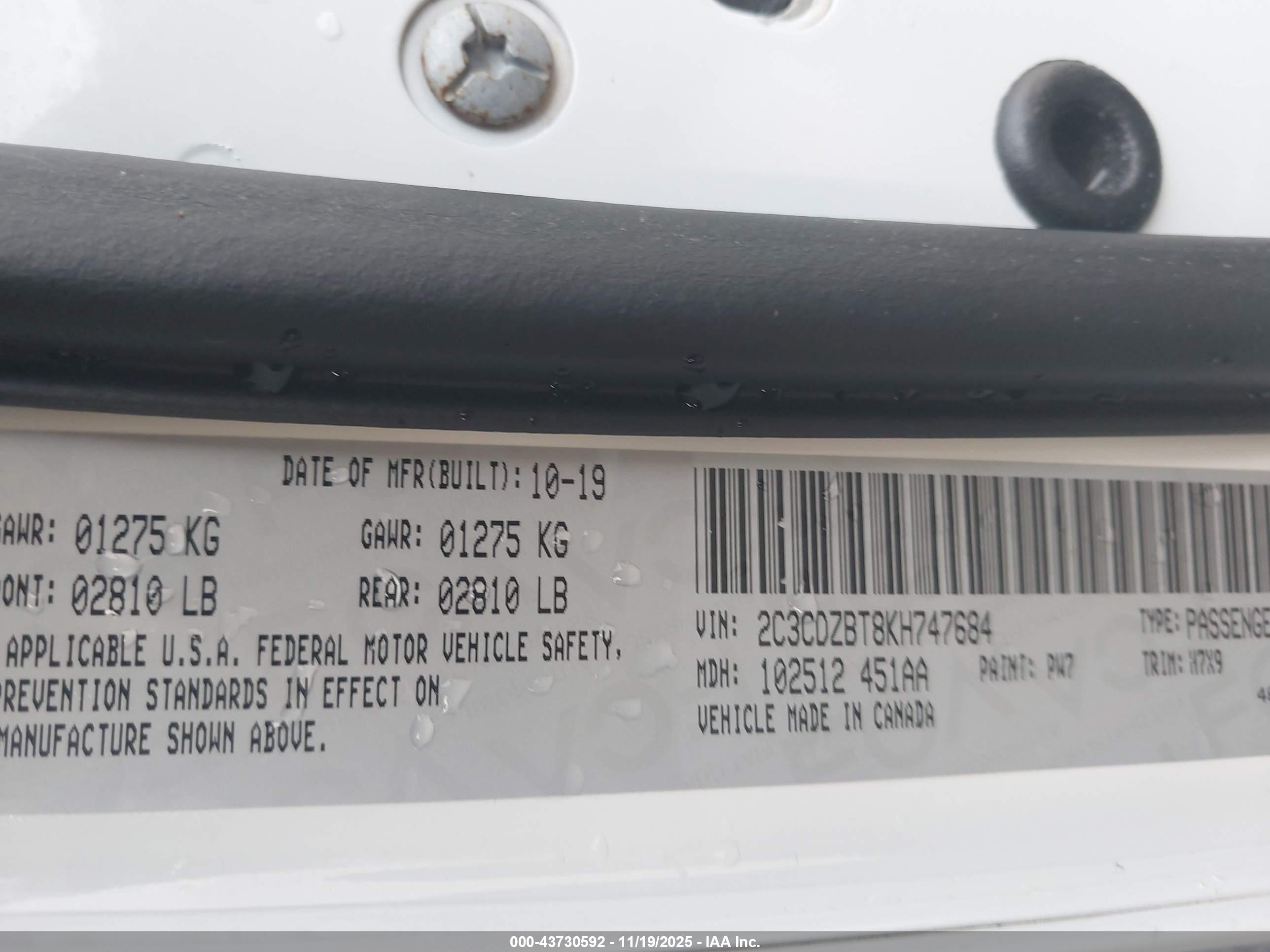 DODGE CHALLENGER image 9