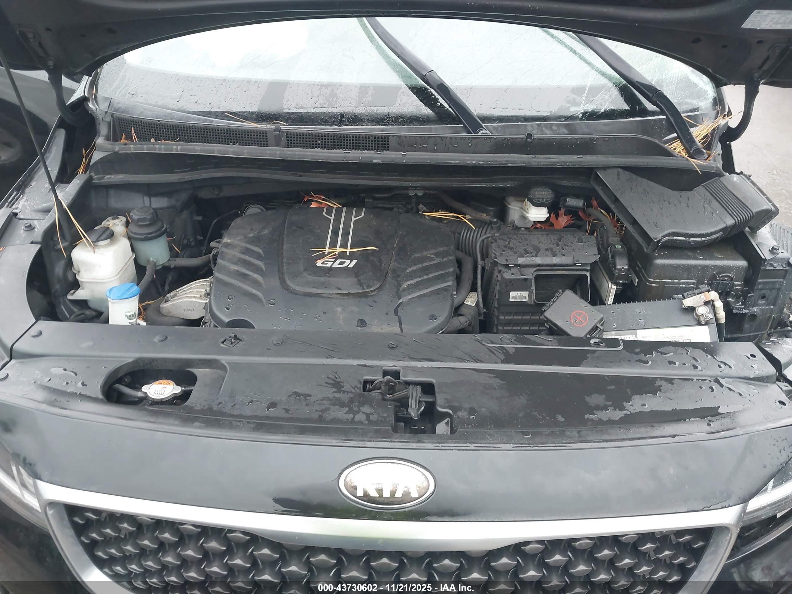 KIA SEDONA image 10