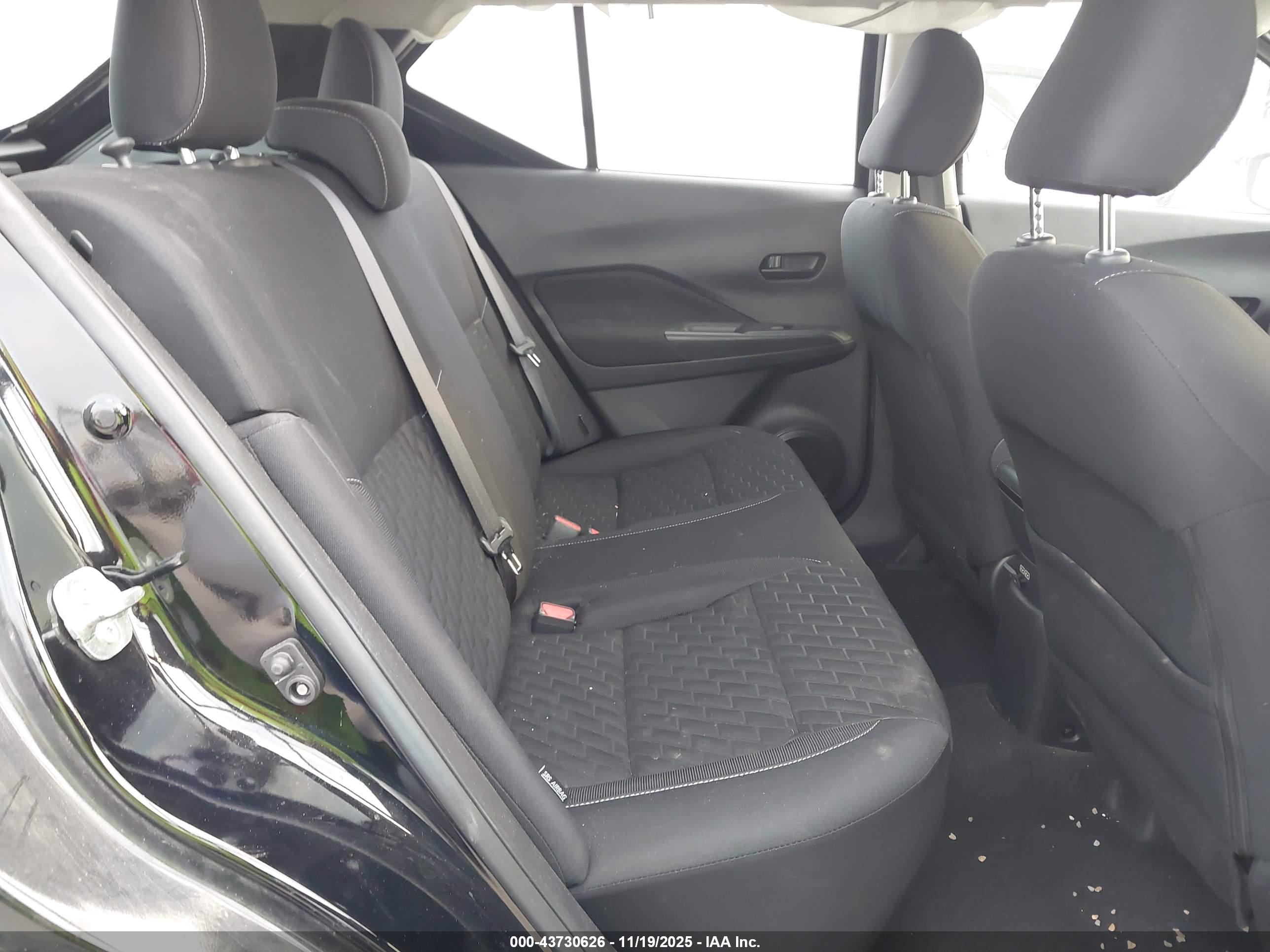 NISSAN KICKS image 8