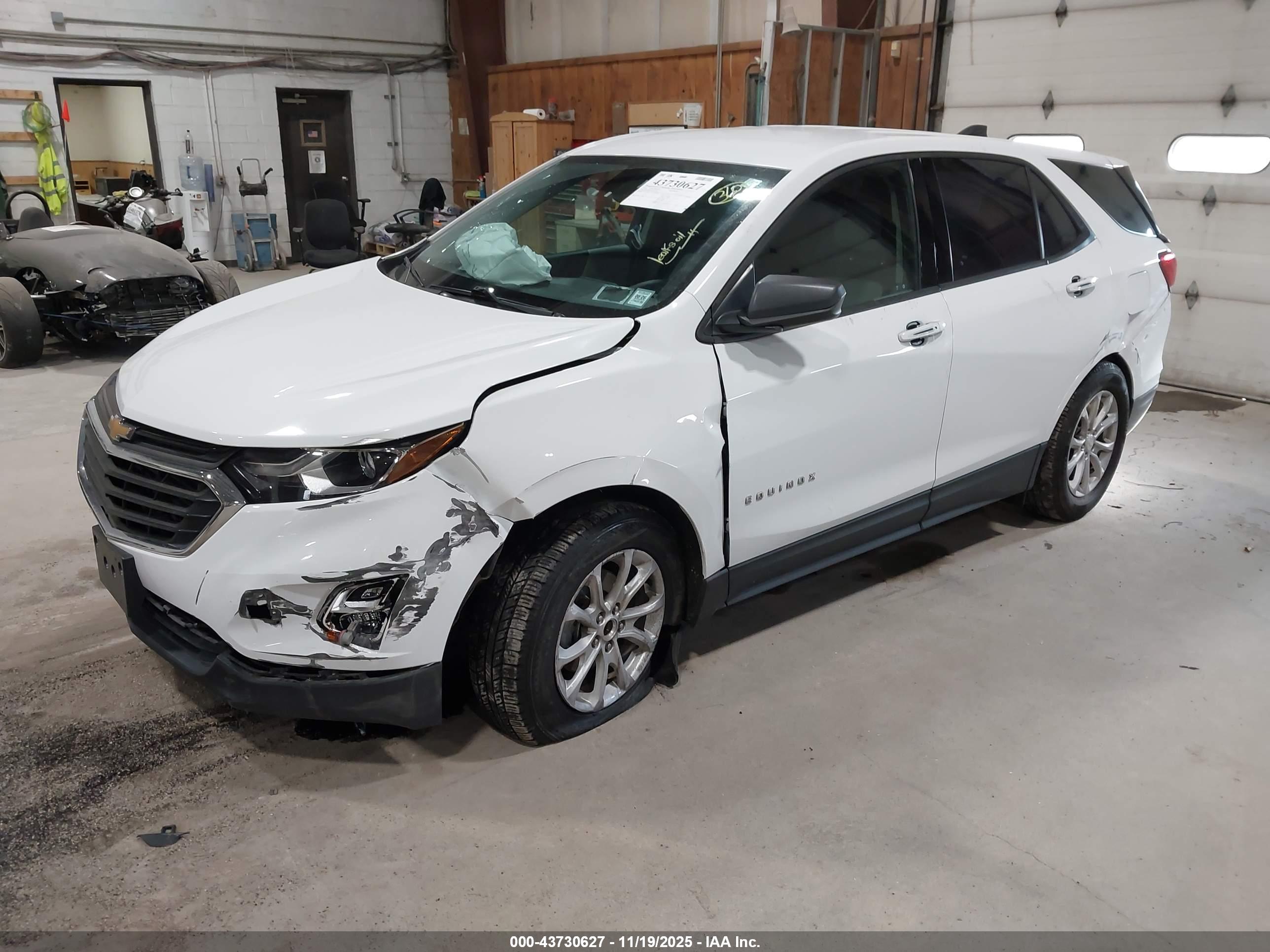 CHEVROLET EQUINOX image 2