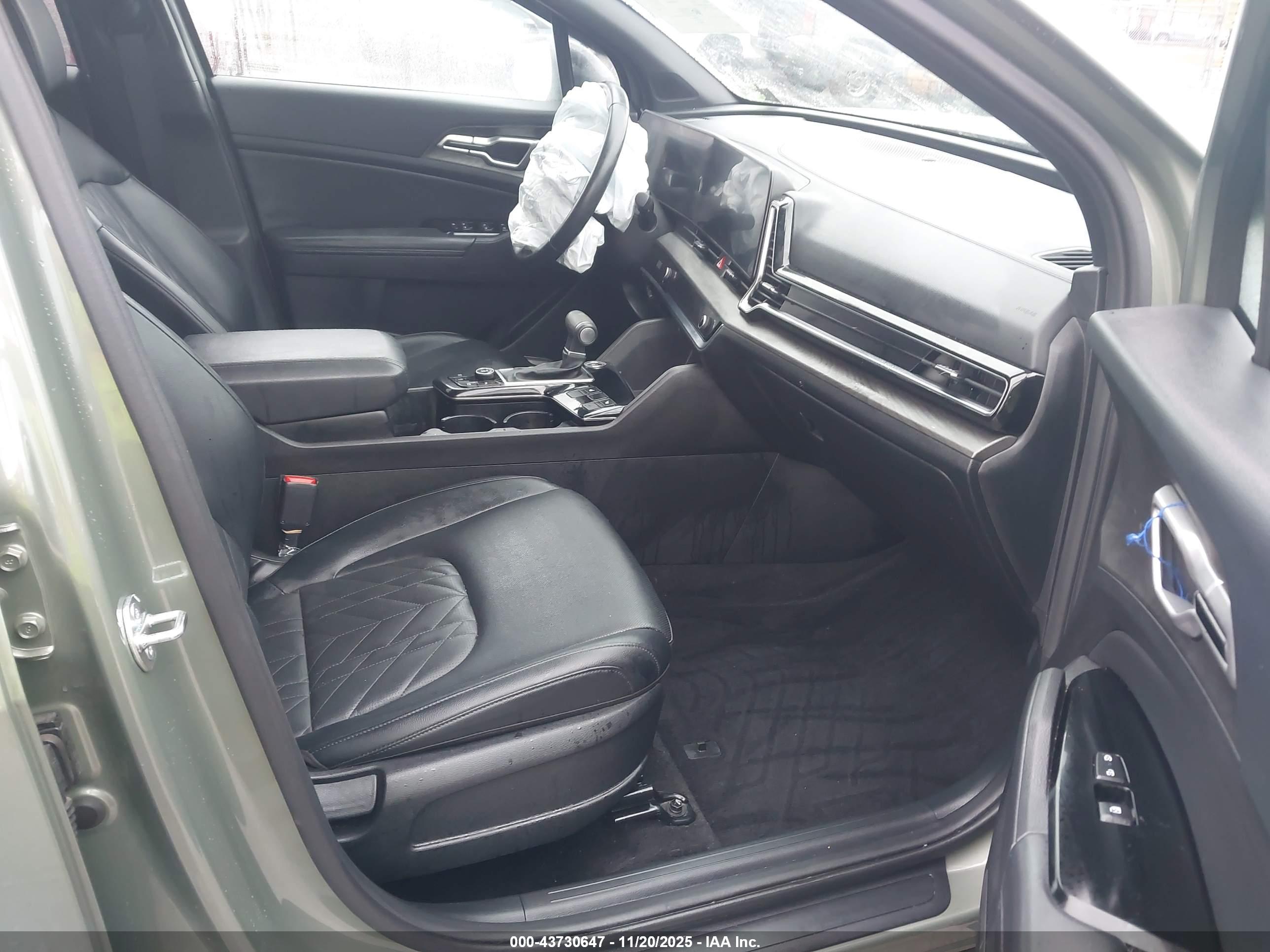 KIA SPORTAGE image 5