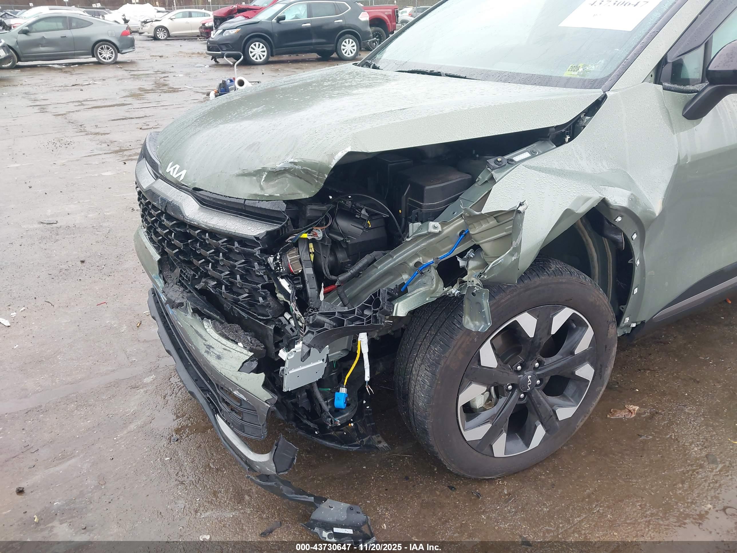 KIA SPORTAGE image 6