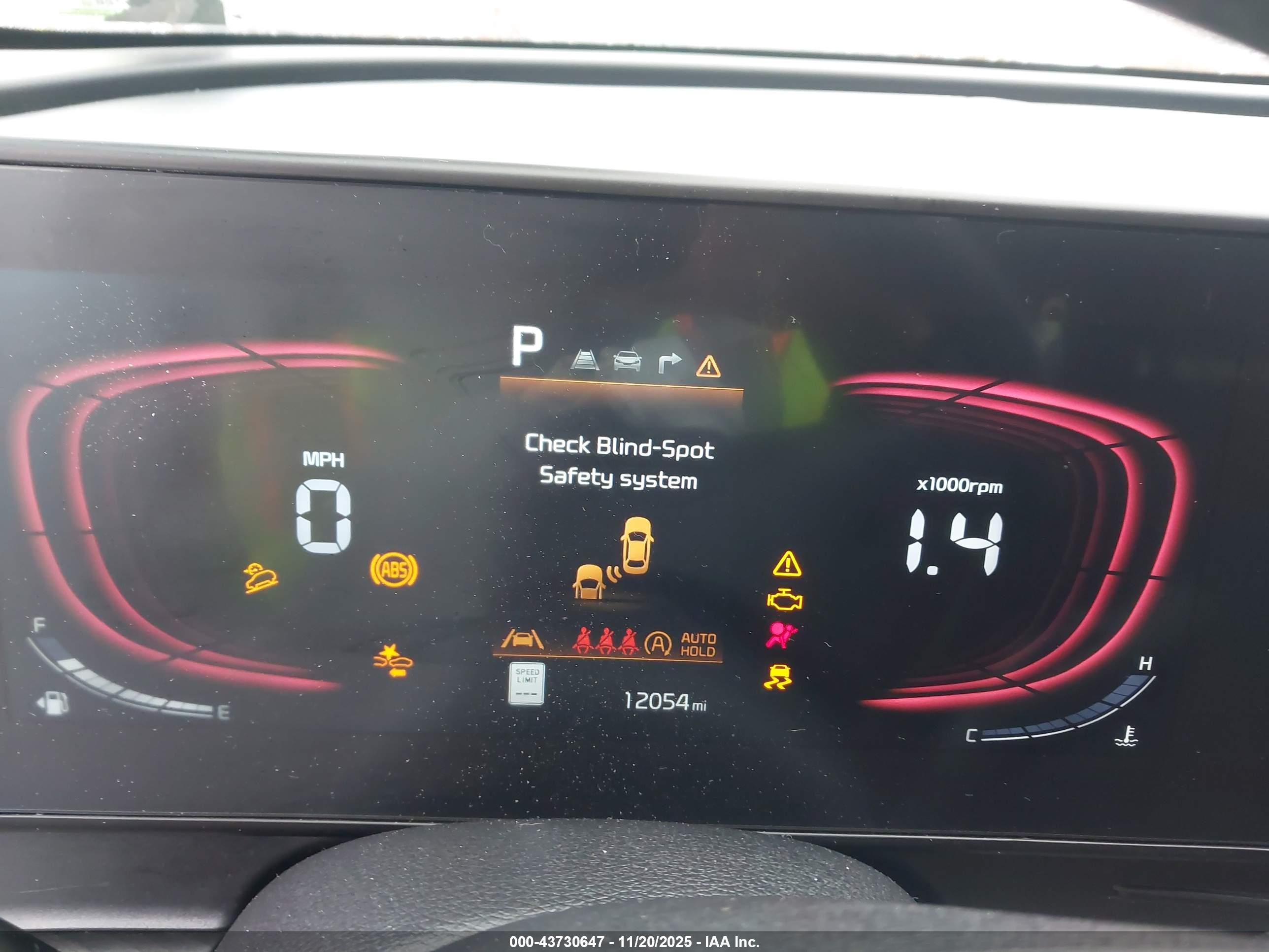 KIA SPORTAGE image 7