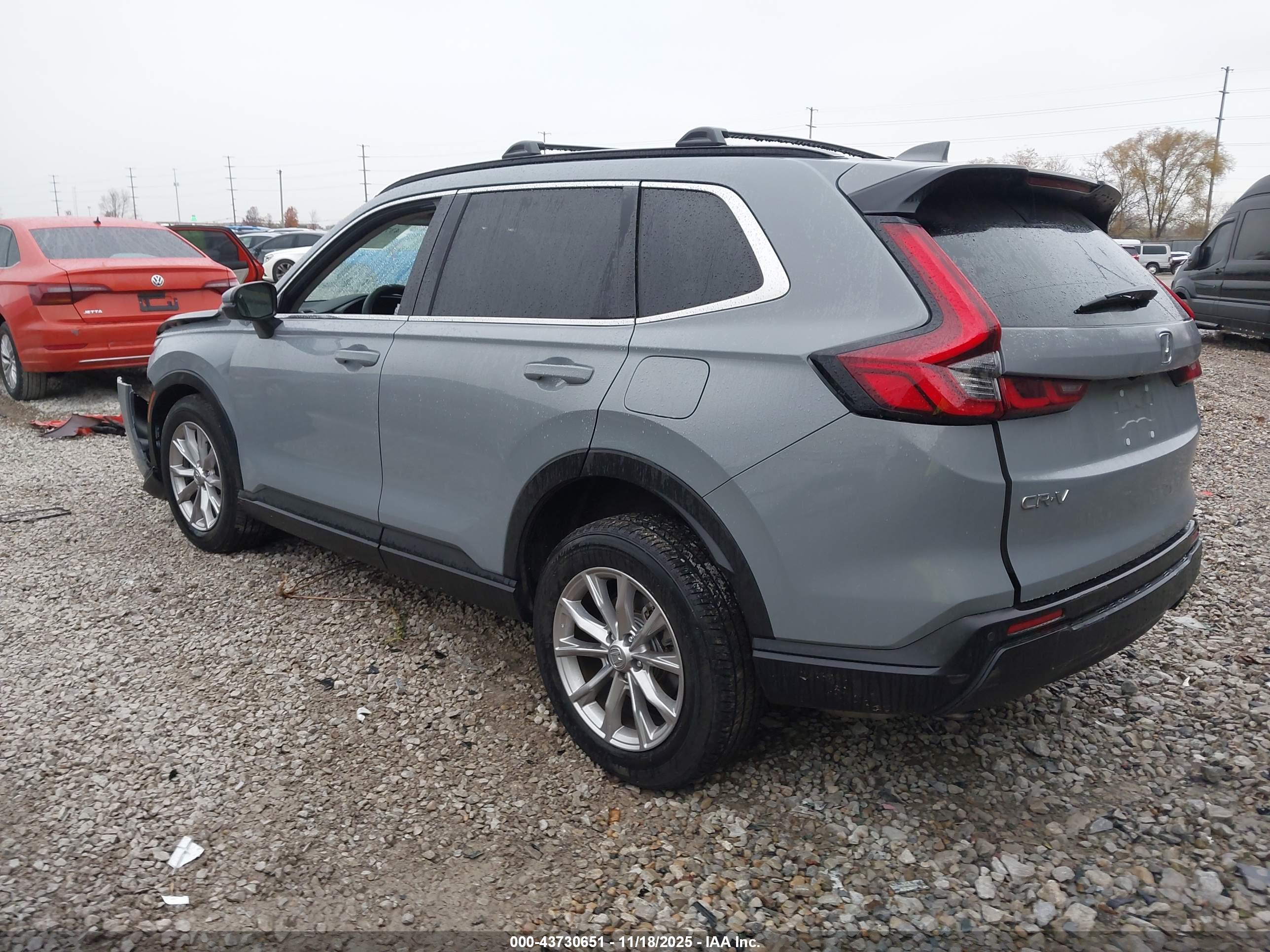 HONDA CR-V image 3