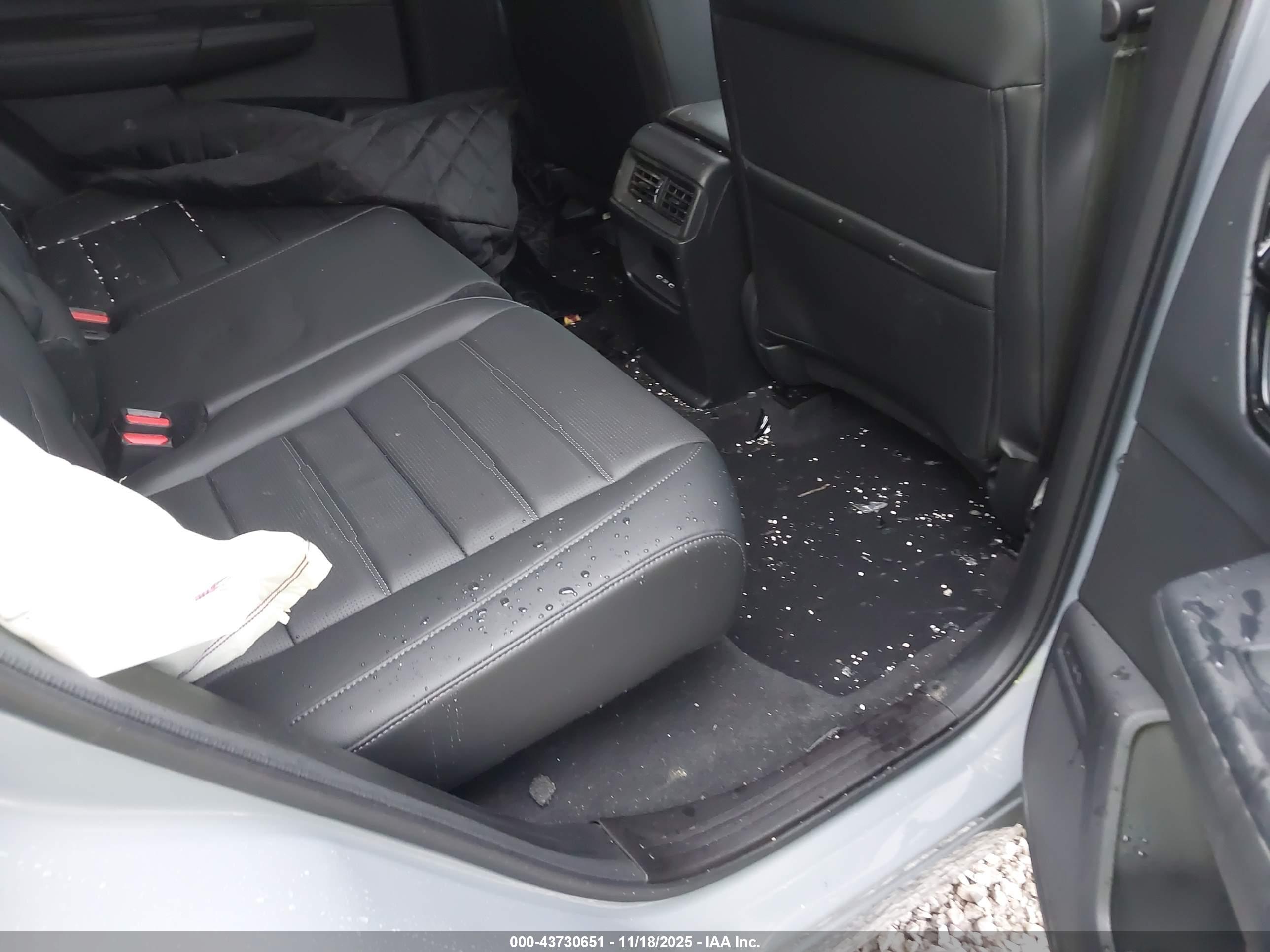 HONDA CR-V image 8