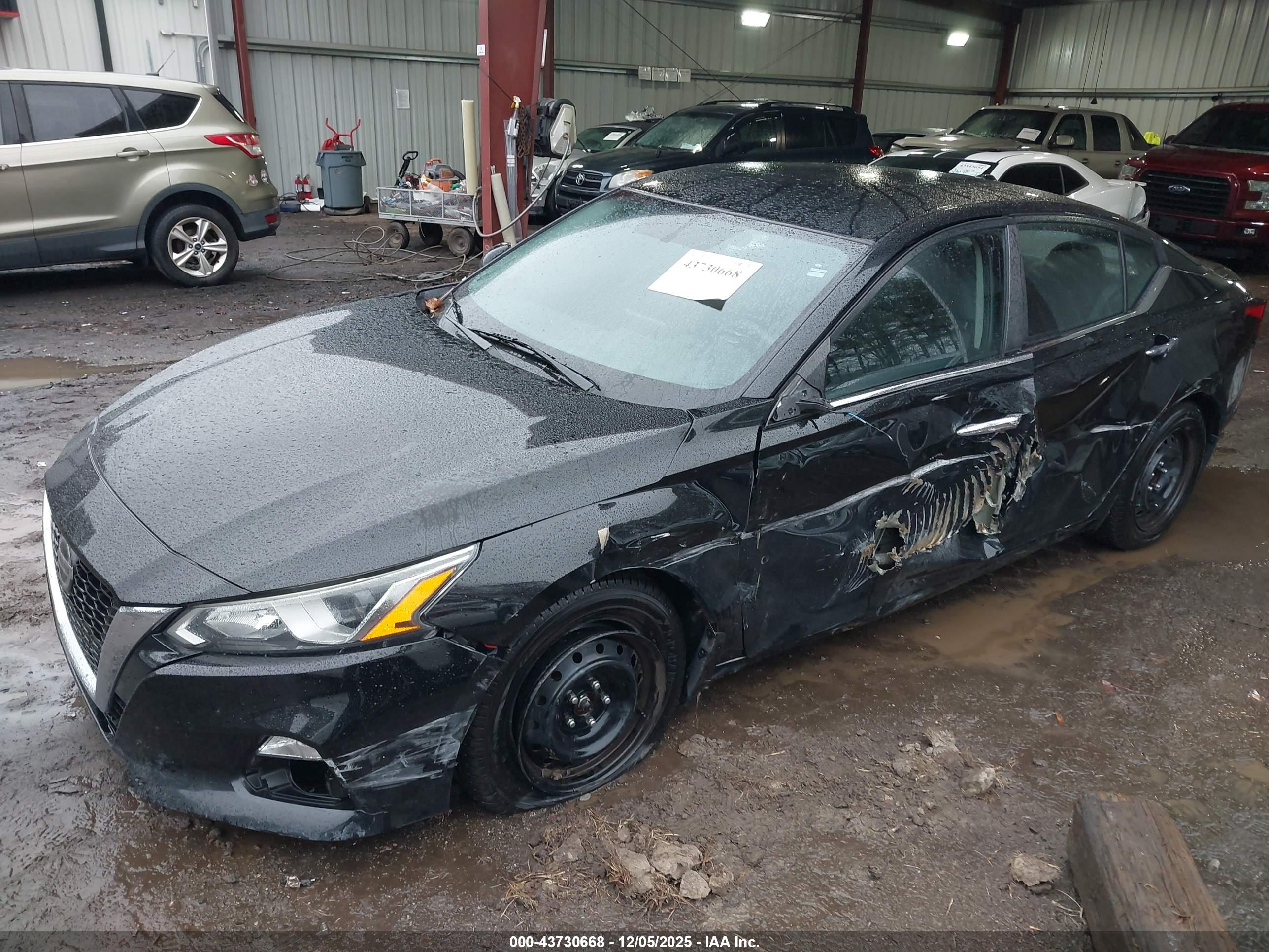 NISSAN ALTIMA image 6
