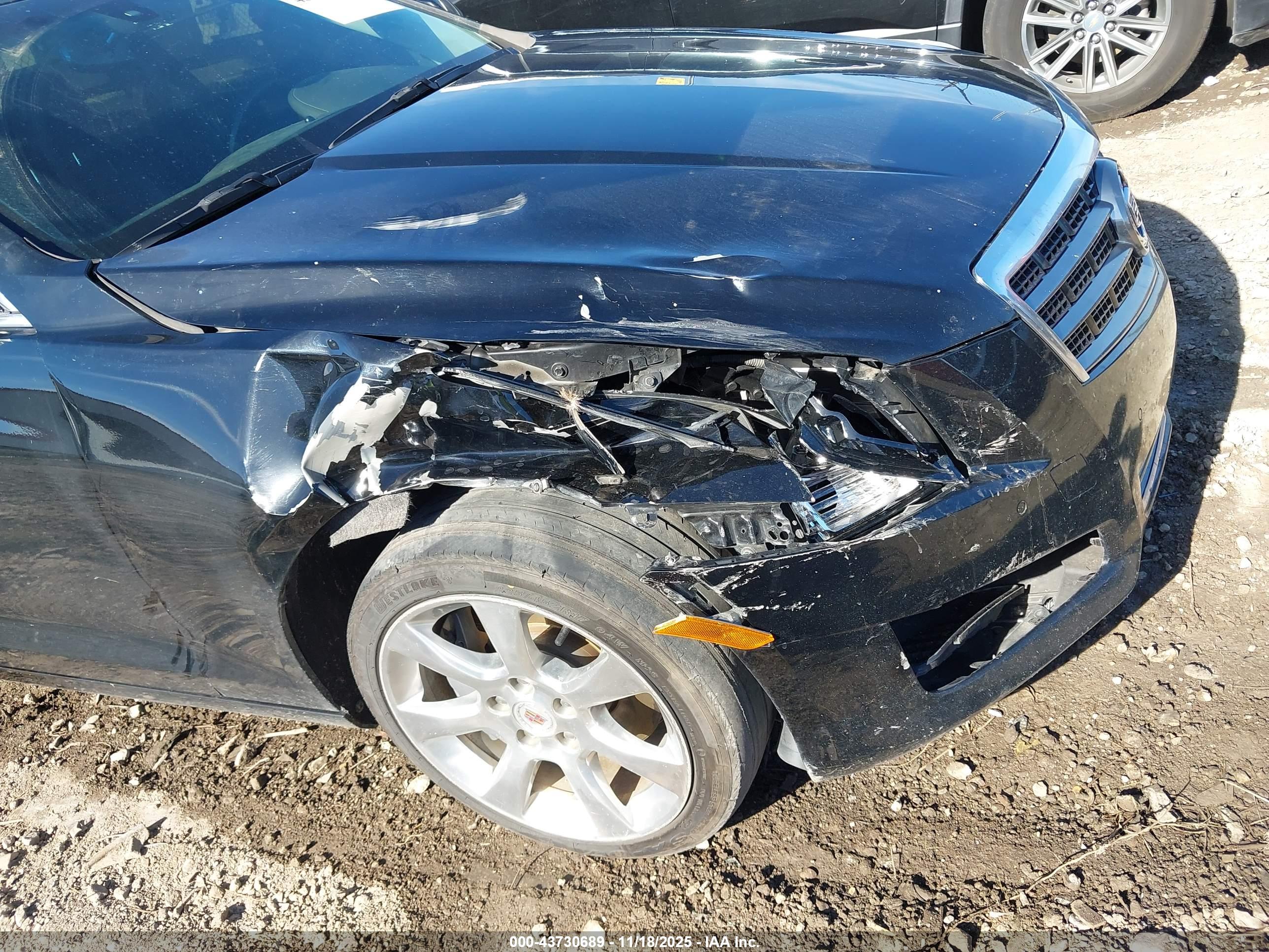 CADILLAC ATS image 6