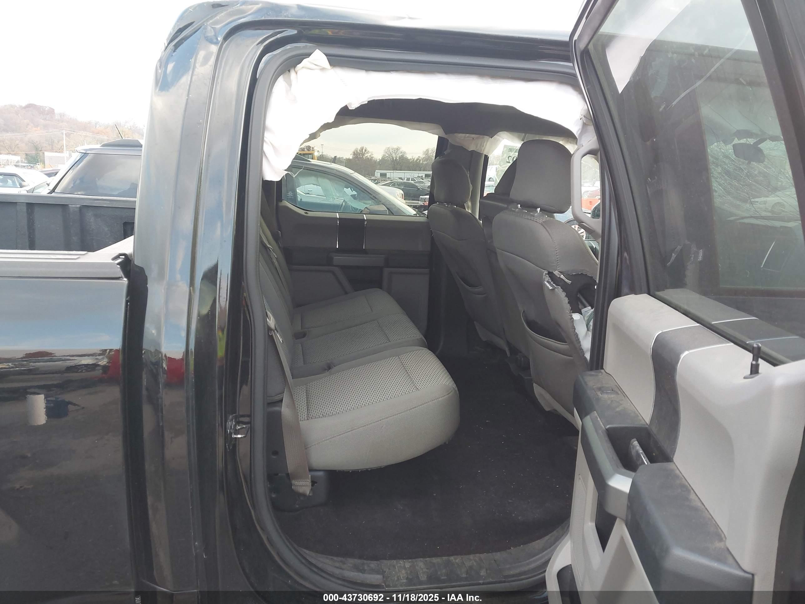 FORD F-150 image 8