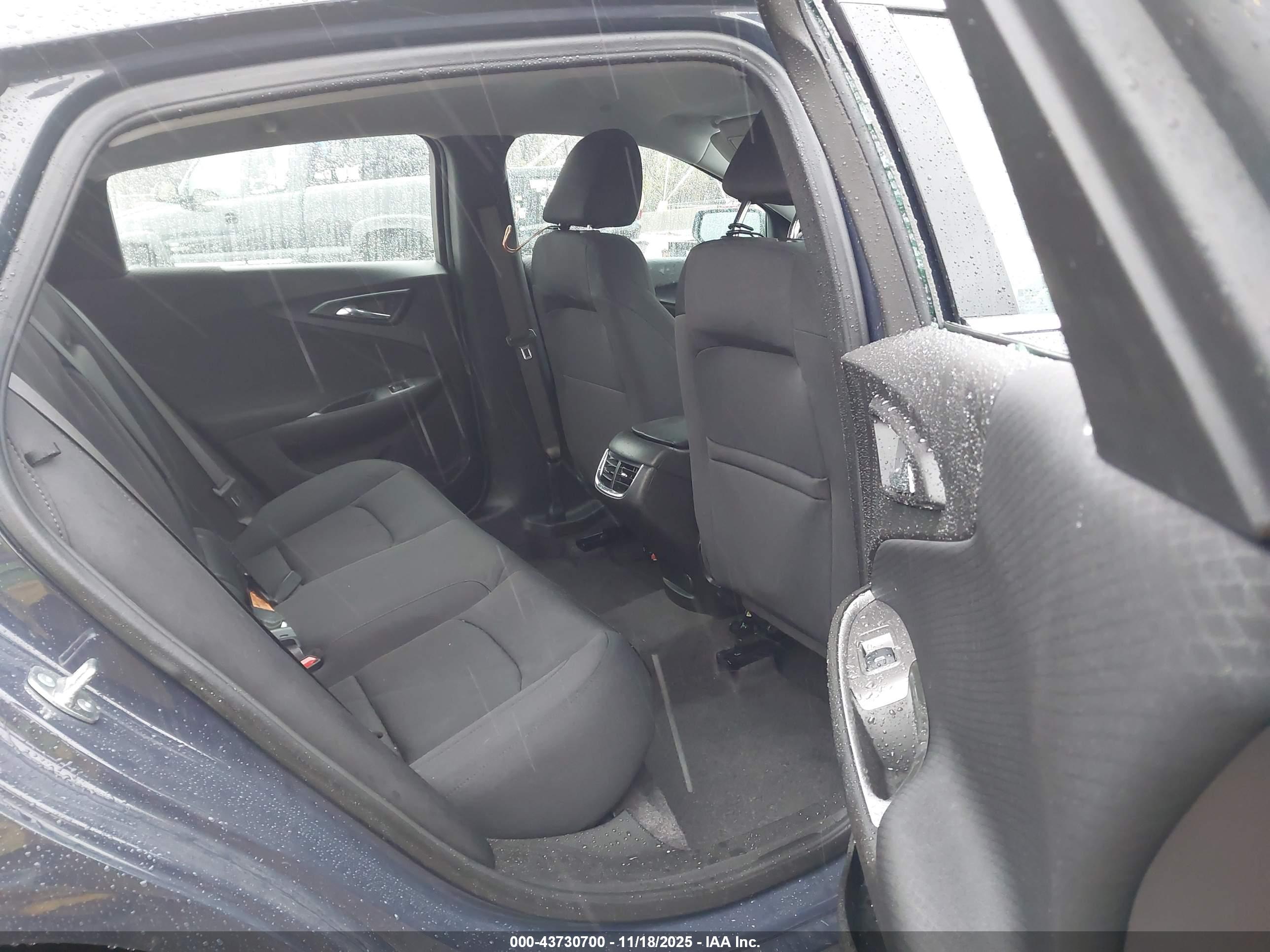 CHEVROLET MALIBU image 8