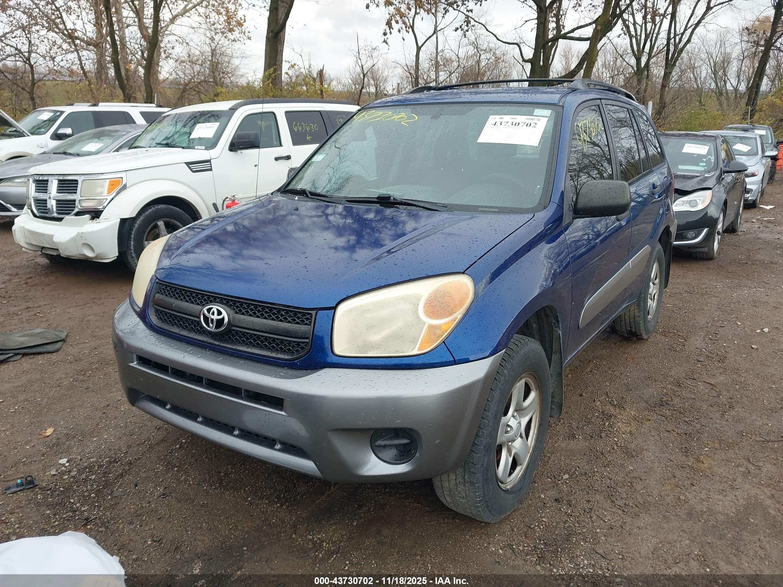 TOYOTA RAV4 image 2