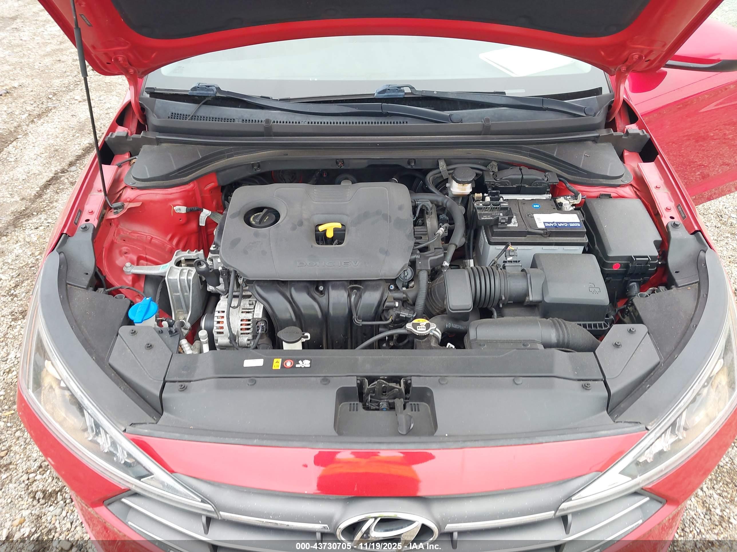 HYUNDAI ELANTRA image 10