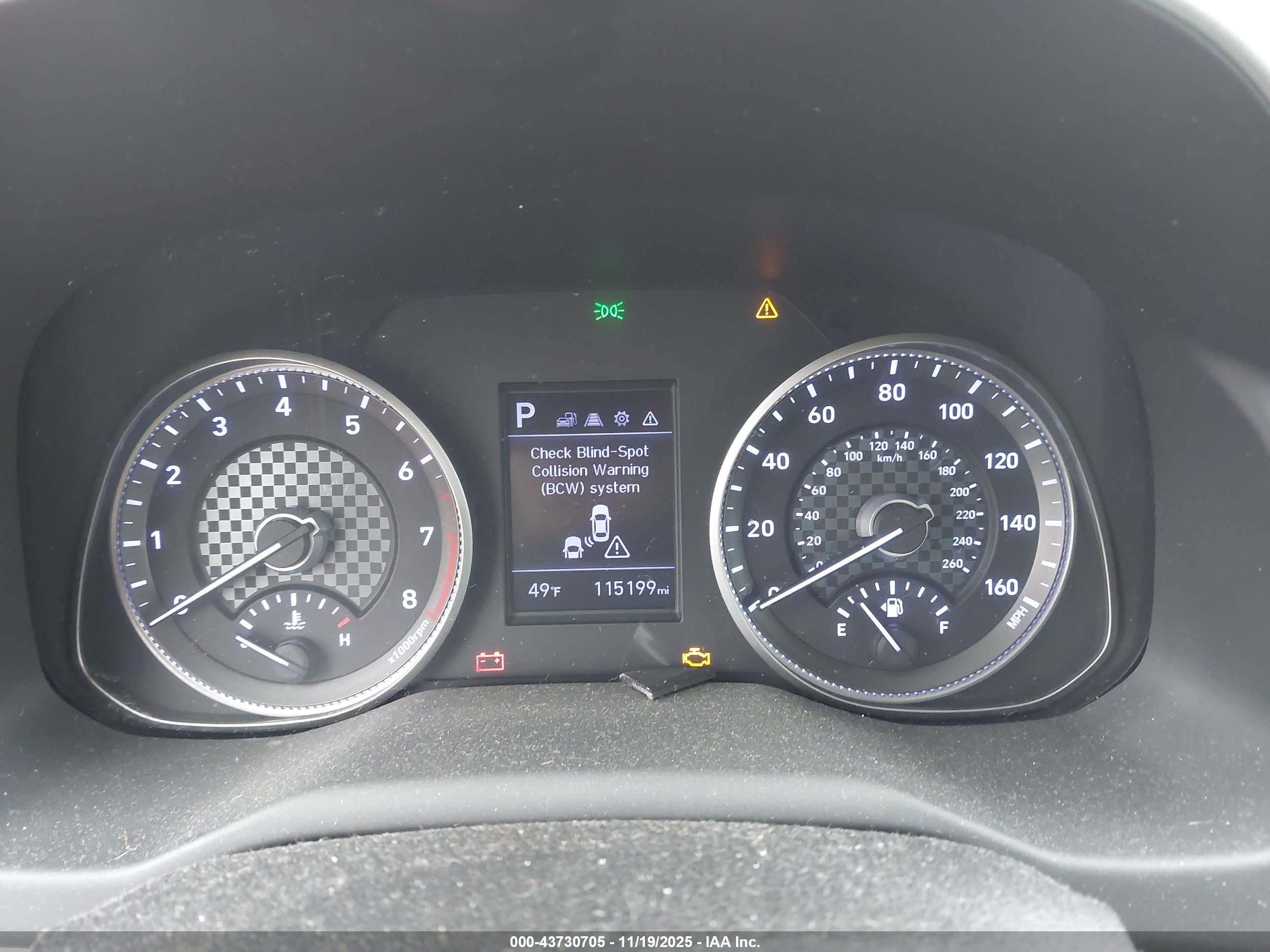 HYUNDAI ELANTRA image 7