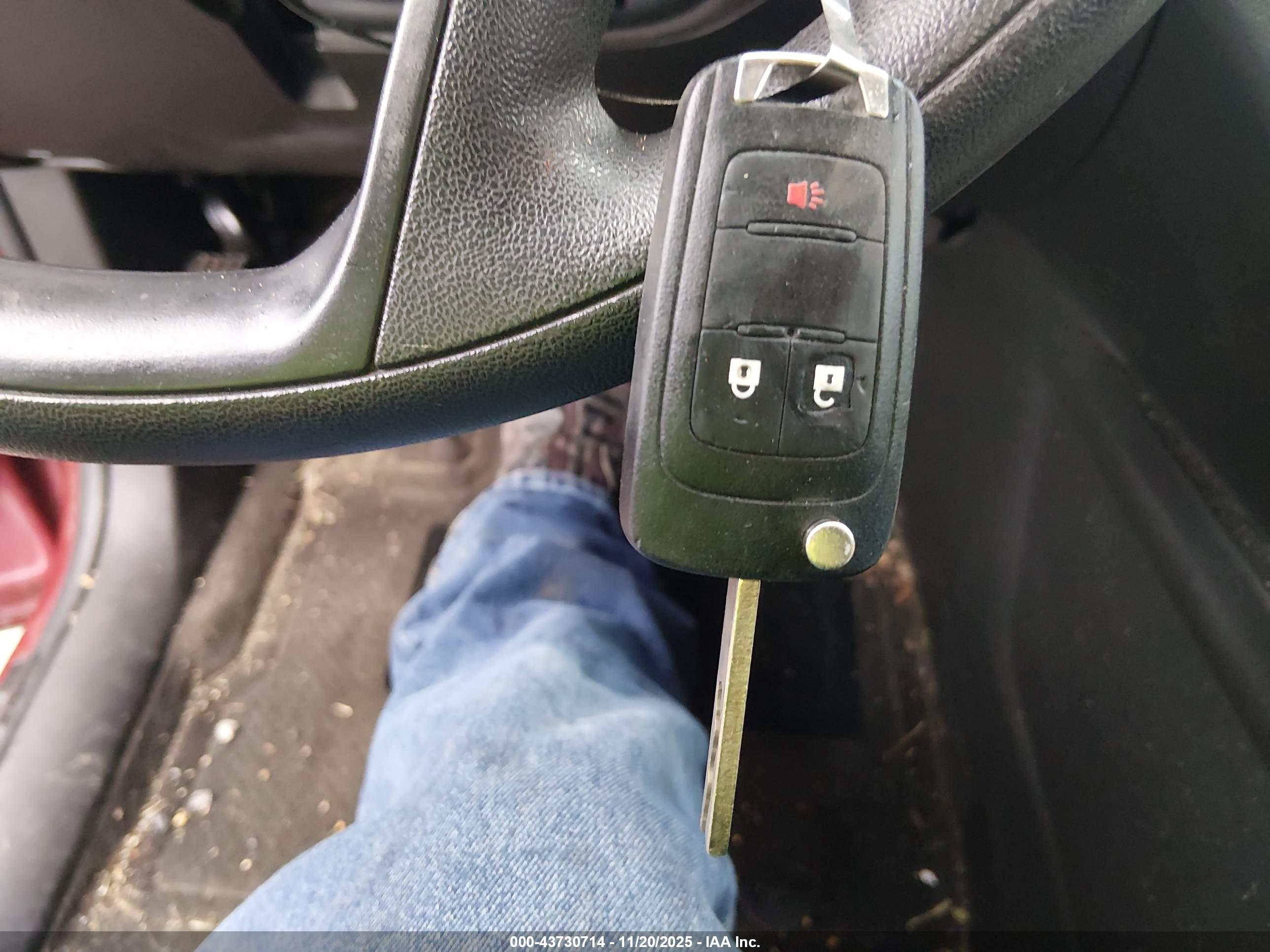 GMC TERRAIN image 11