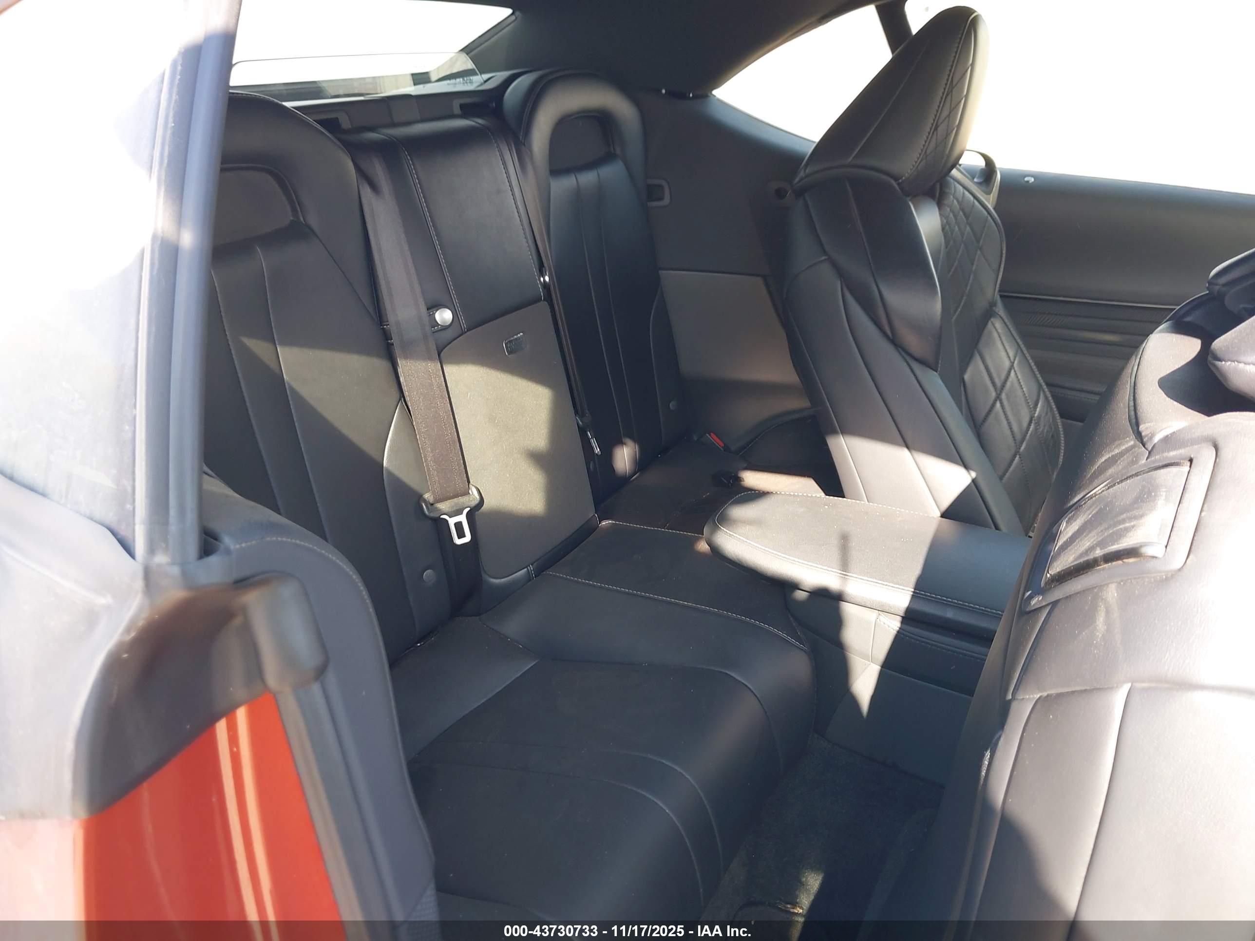 LEXUS LC image 8