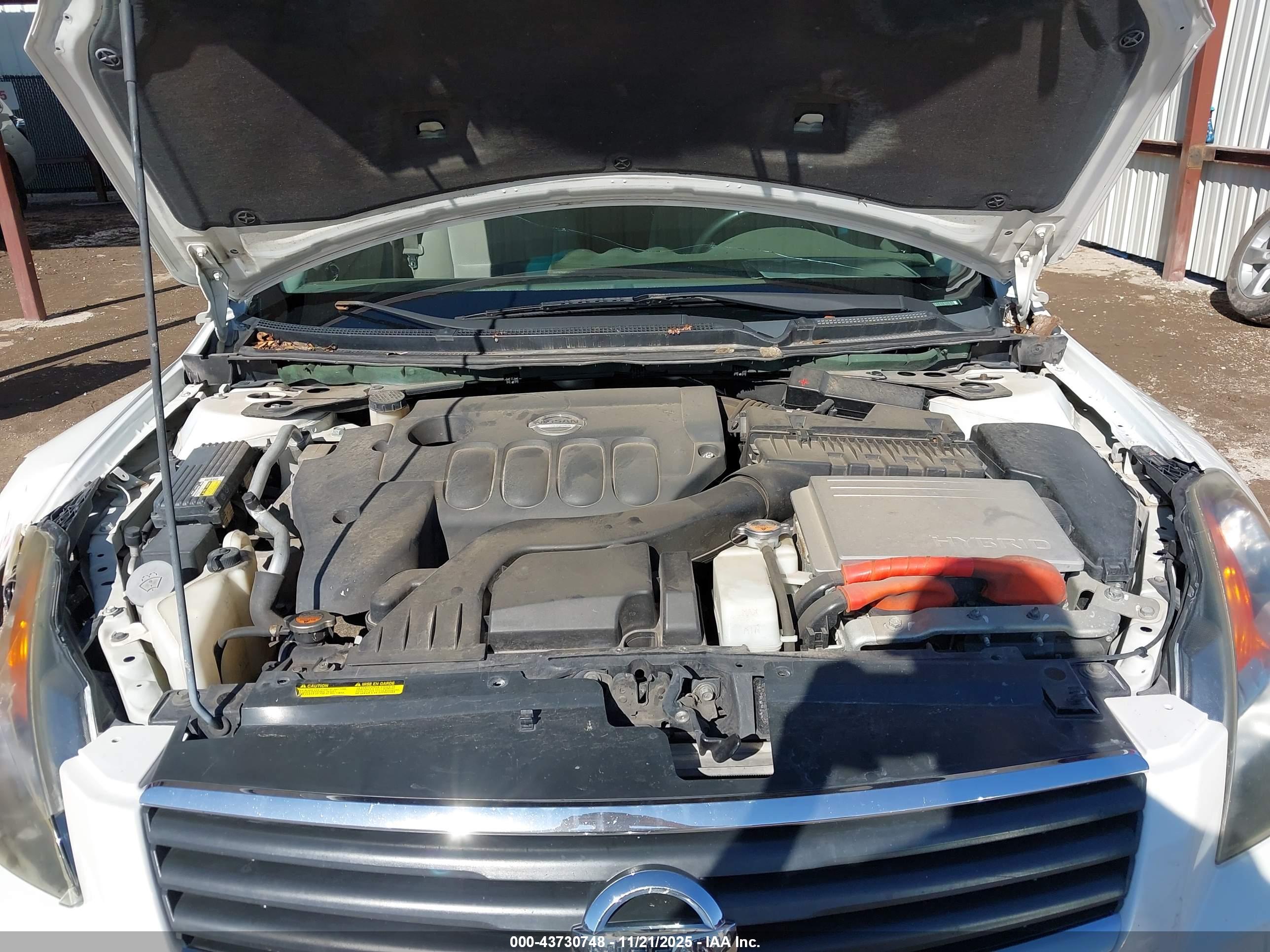 NISSAN ALTIMA image 10
