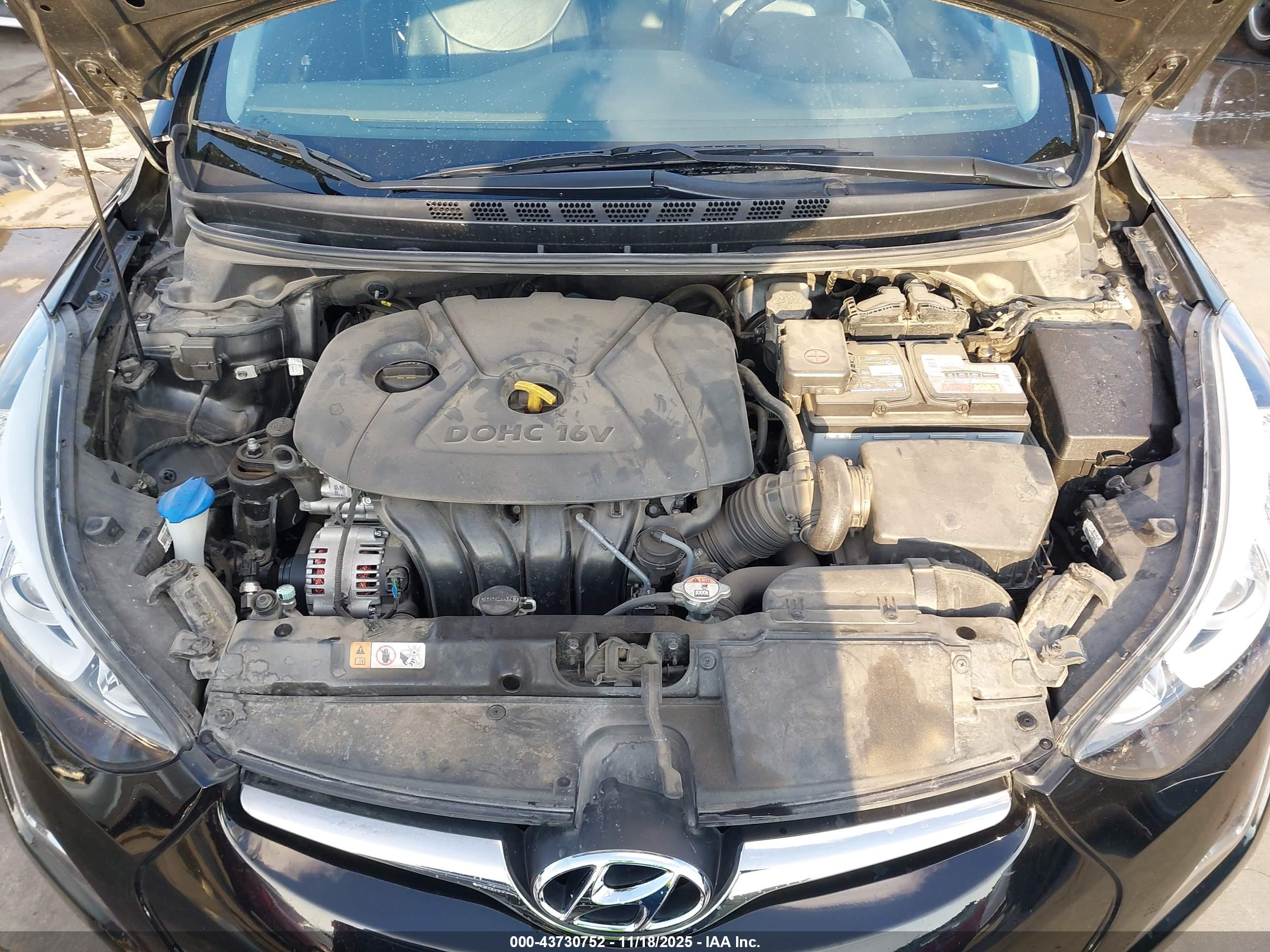 HYUNDAI ELANTRA image 10