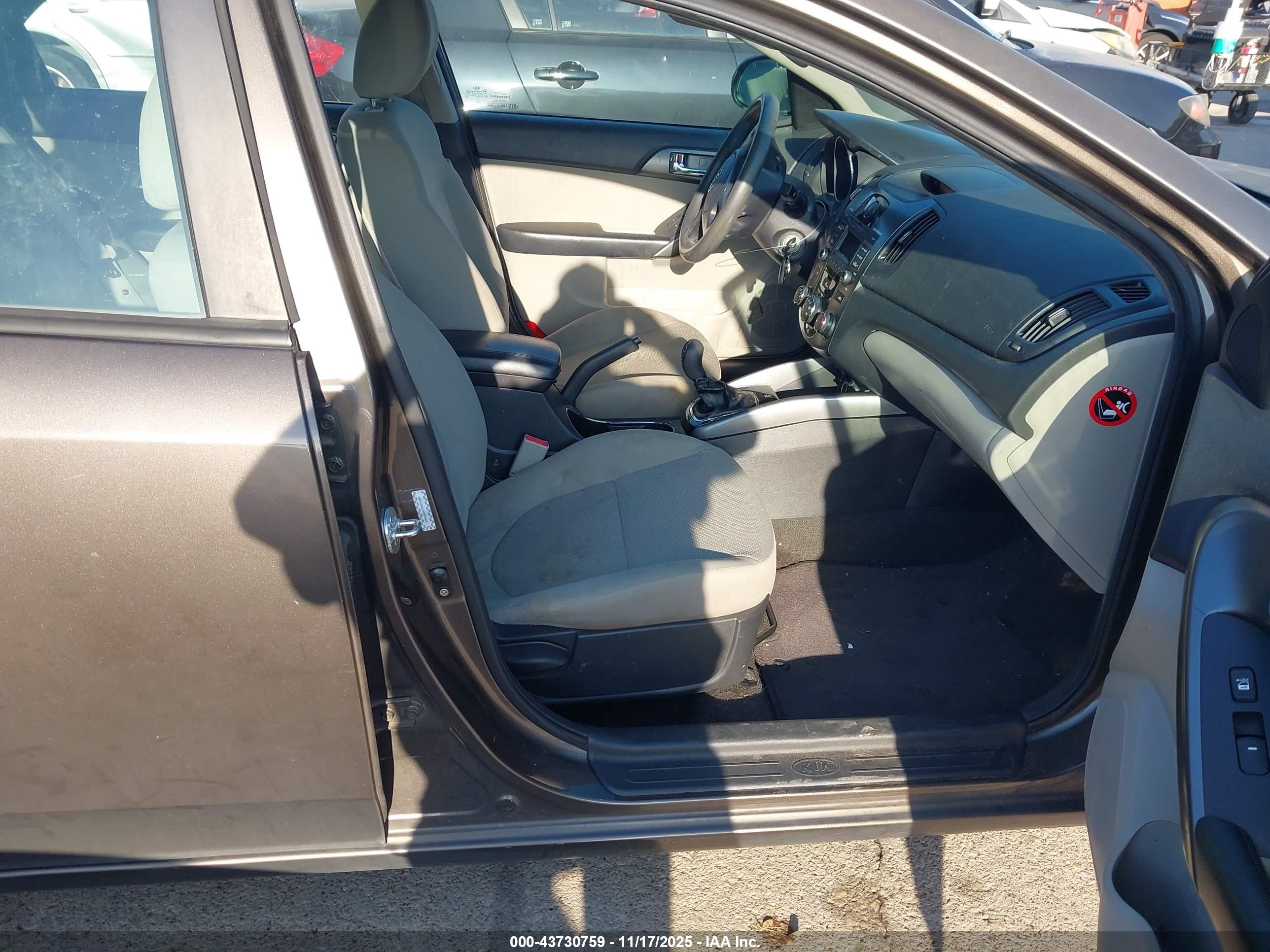 KIA FORTE image 5